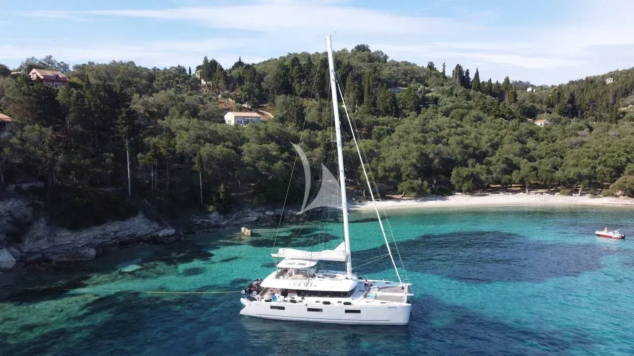 GRACE yacht photo