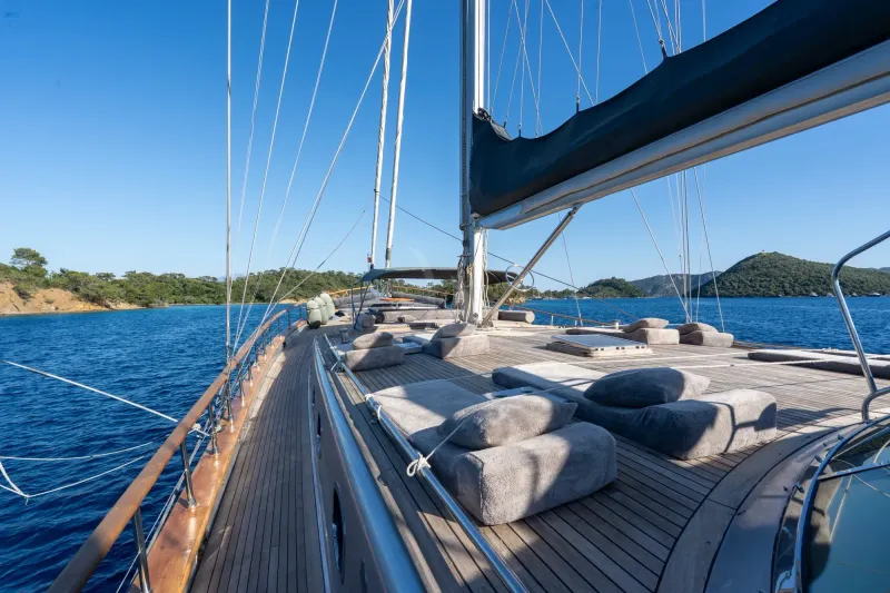 Silver Moon - exterior 3