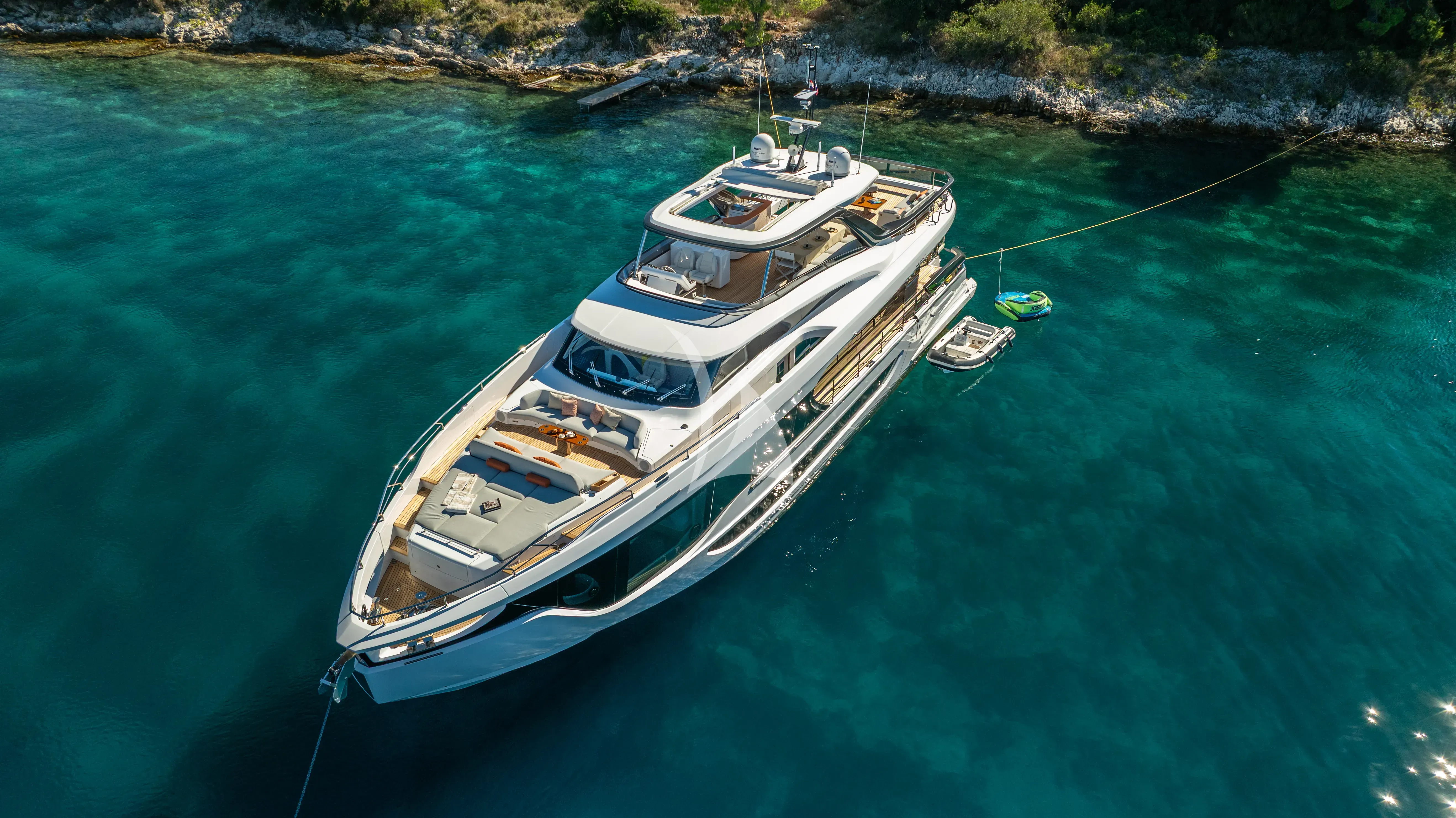 VIVA II yacht photo