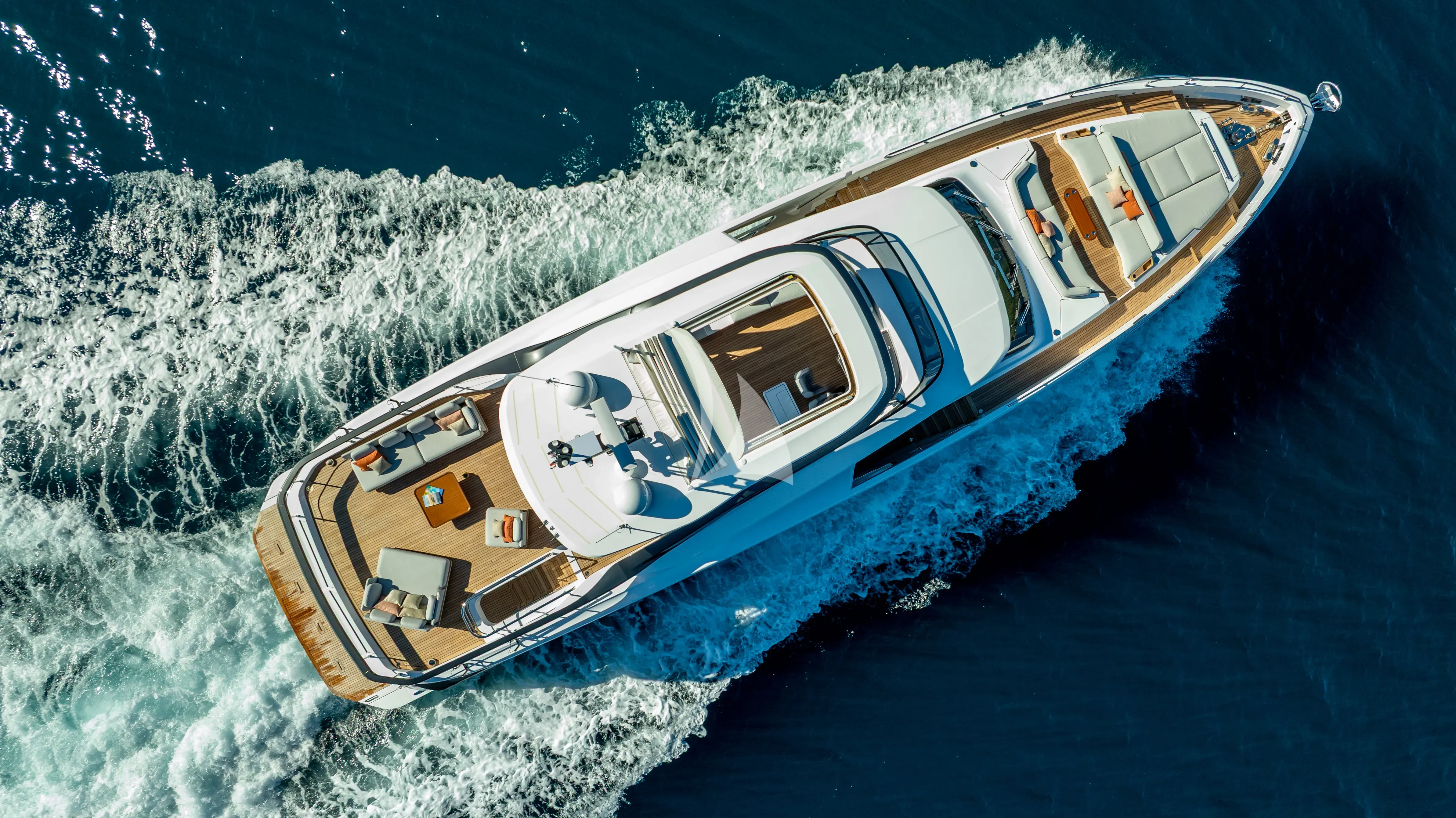 VIVA II yacht photo