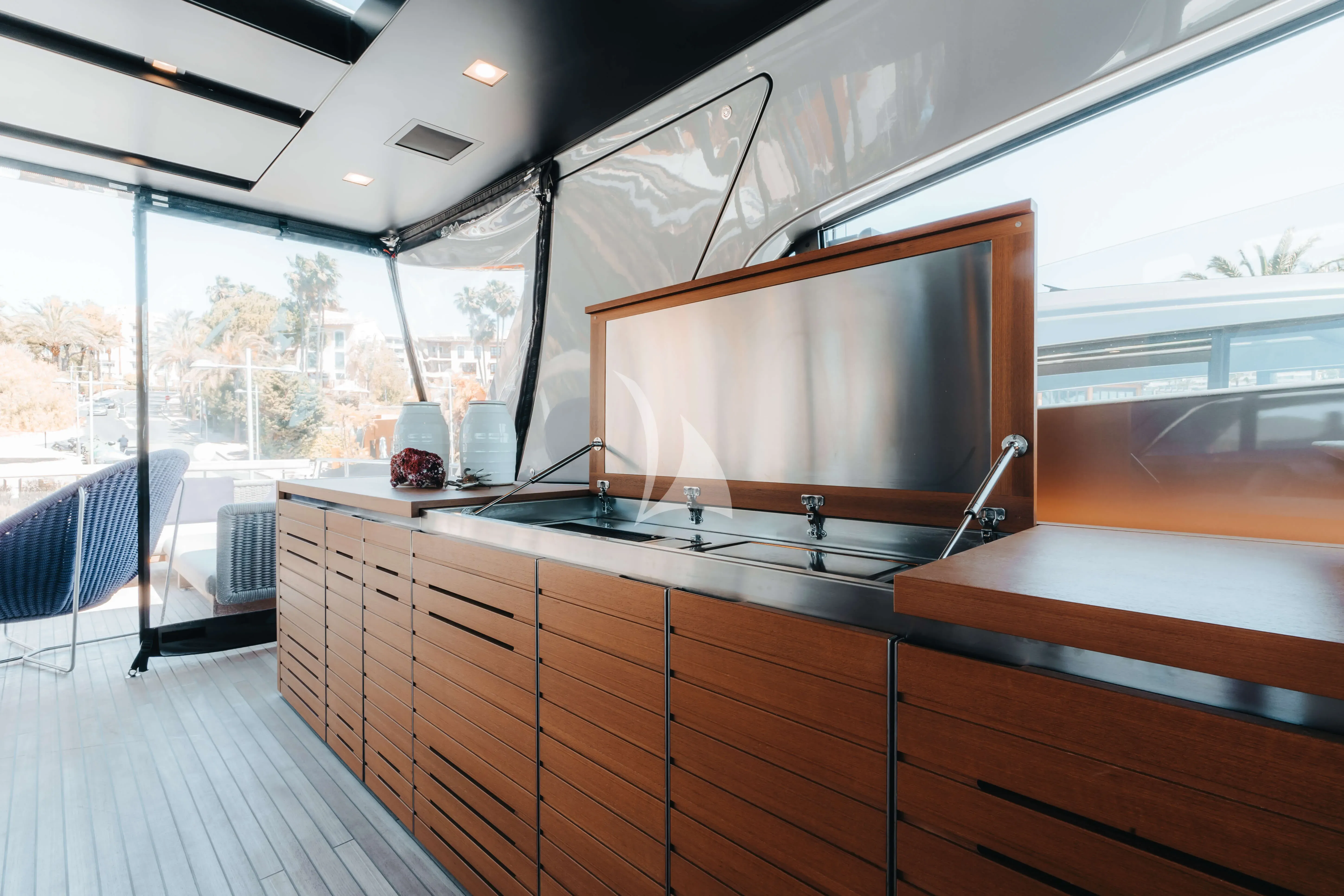 DRAGONFLY I yacht photo
