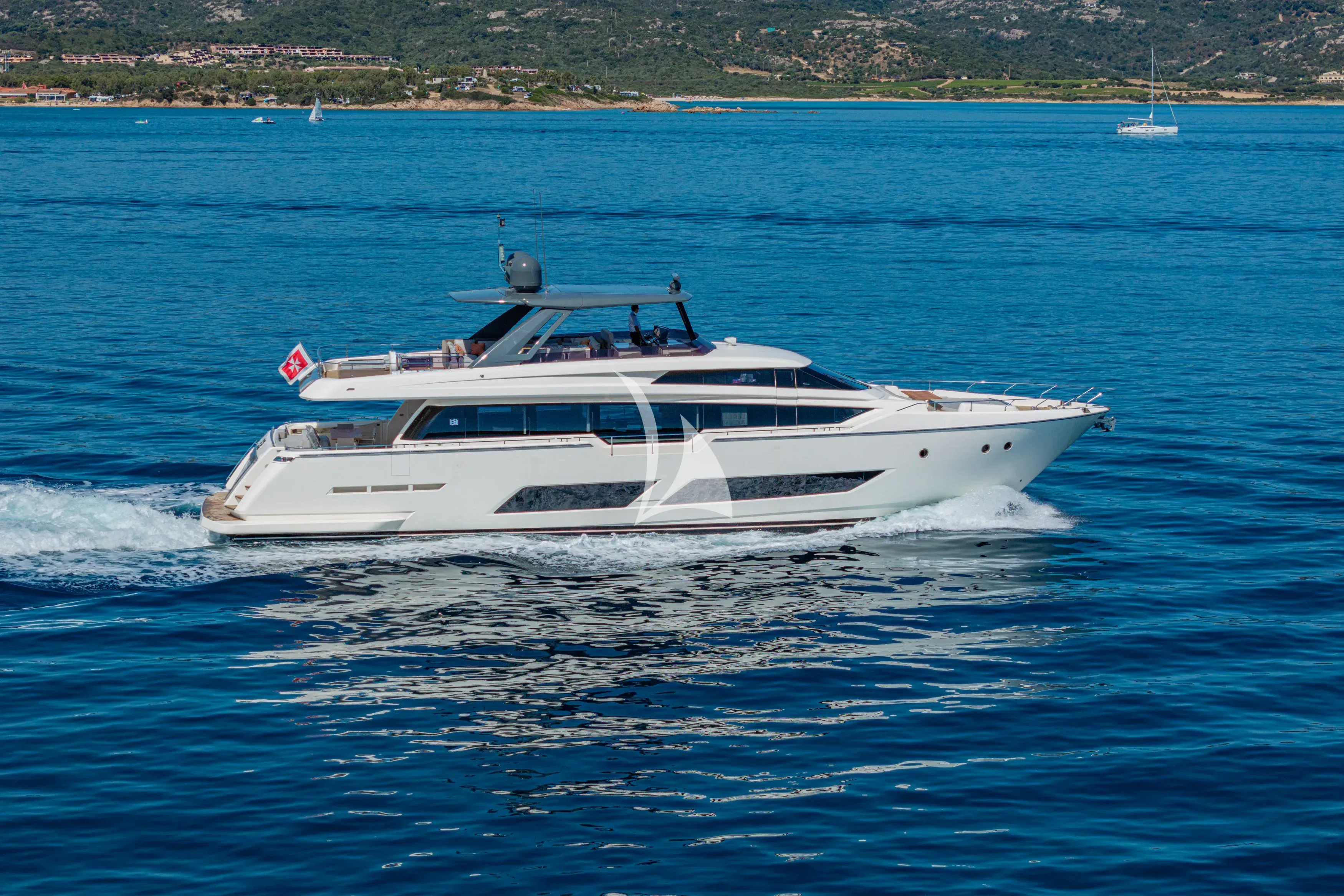 E3 yacht photo