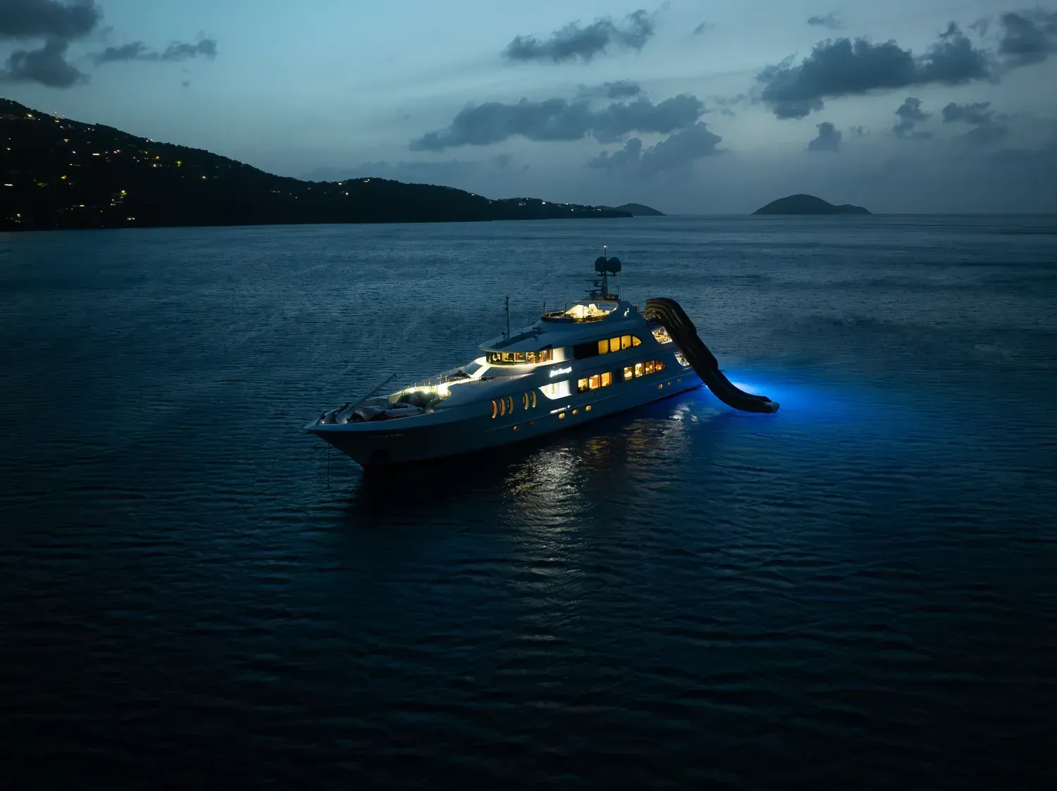 Just Enough yacht photo