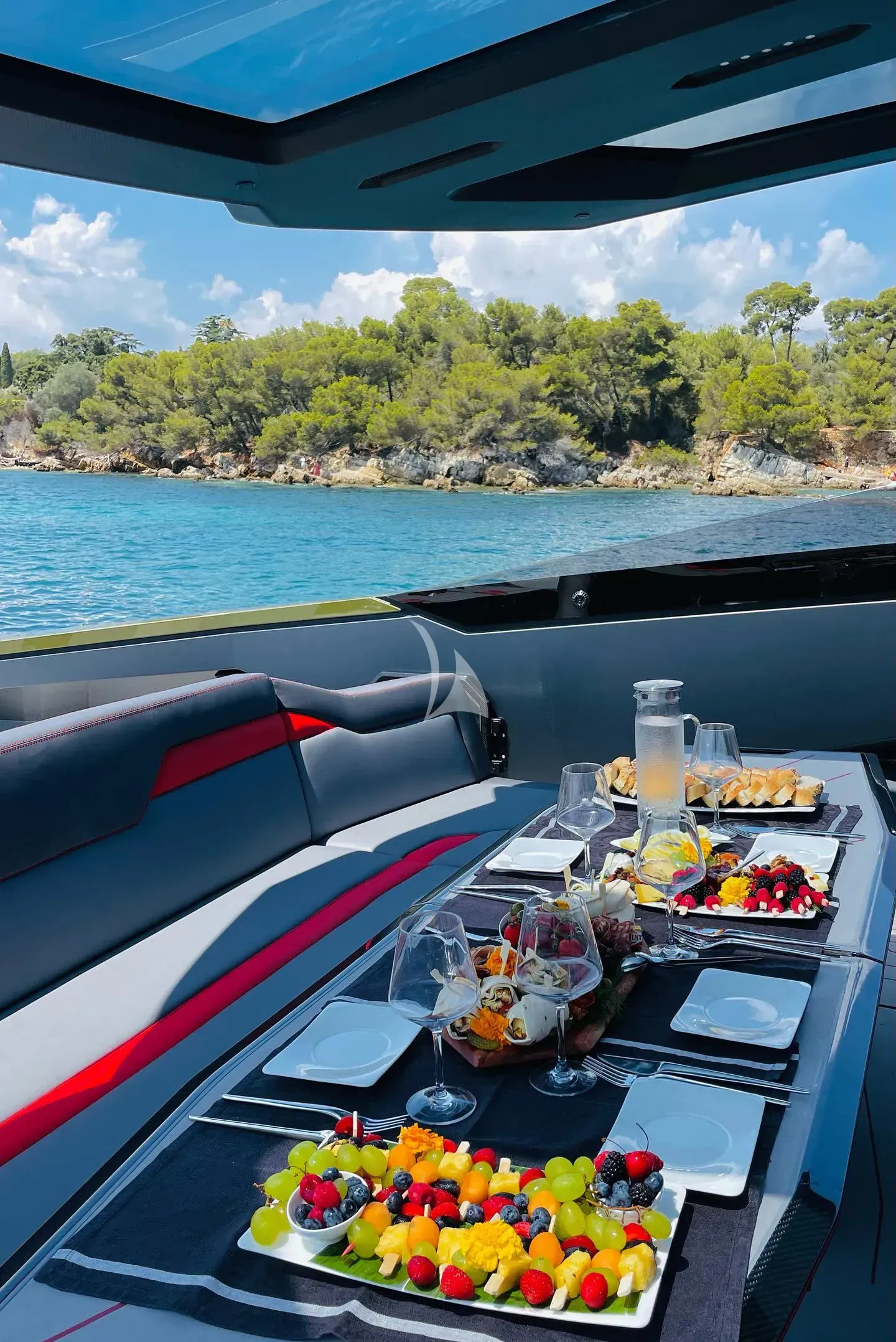 Fast One - lifestyle 7