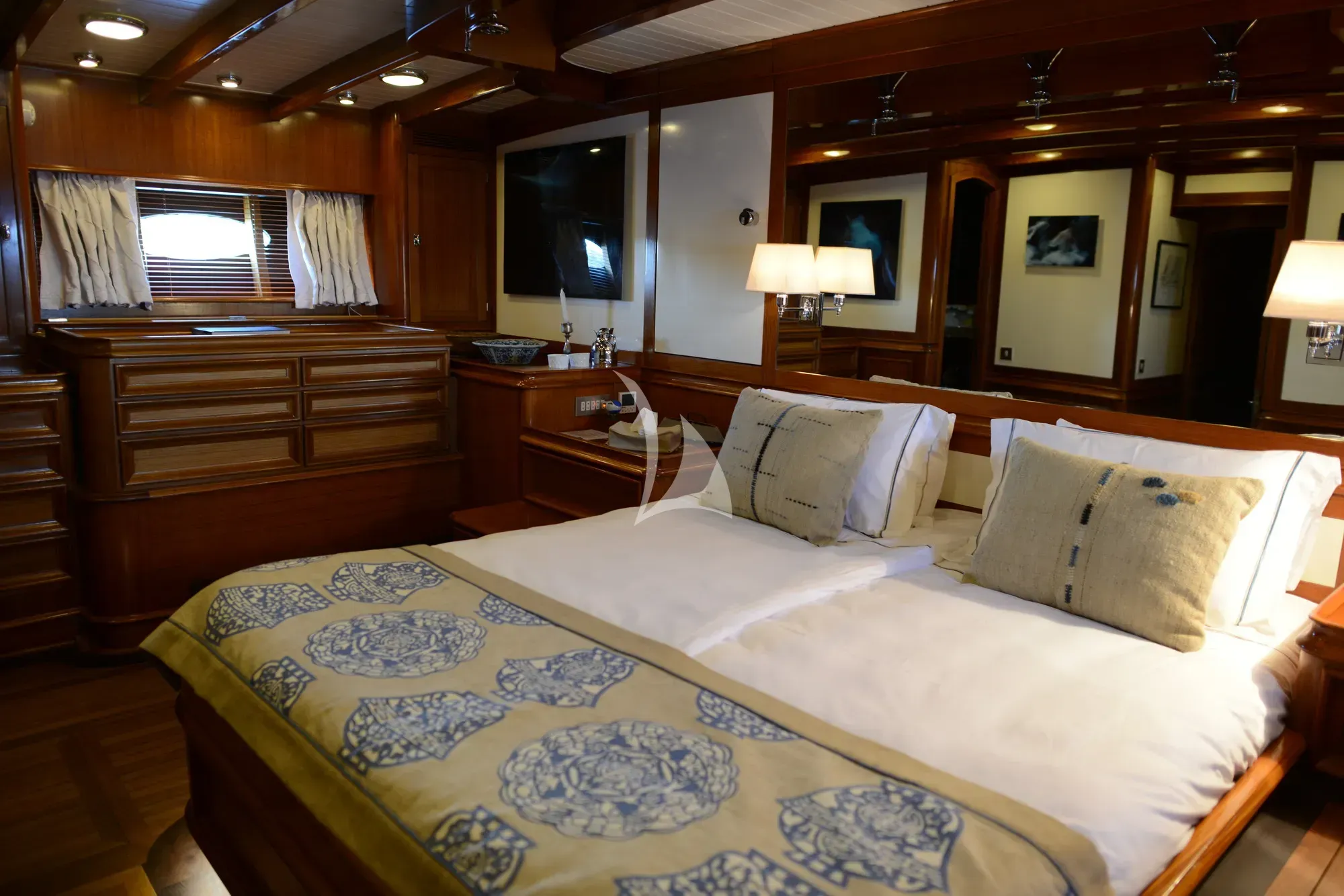 EUGENIA VII - interior 6