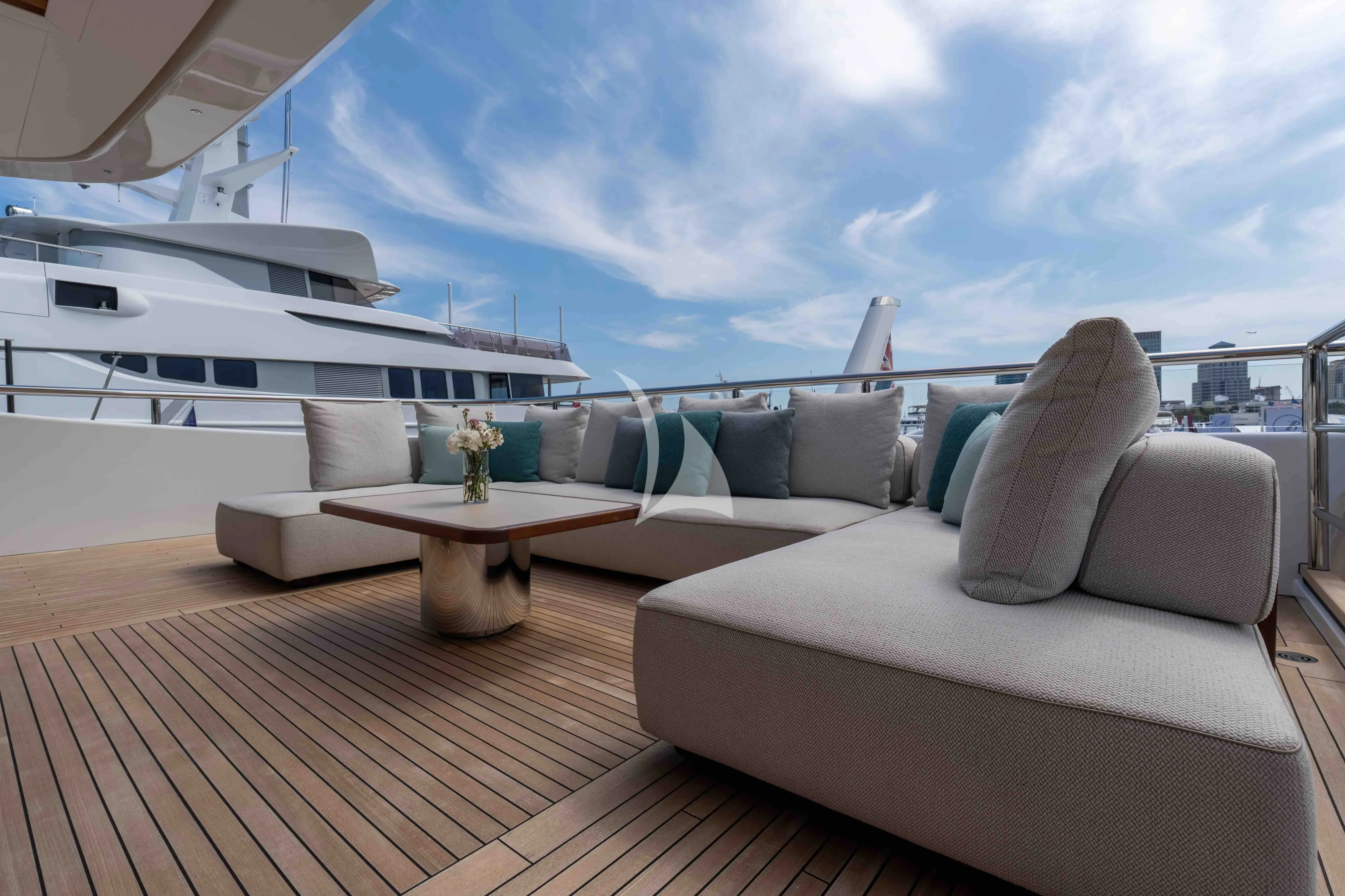 MINE GAMES yacht photo