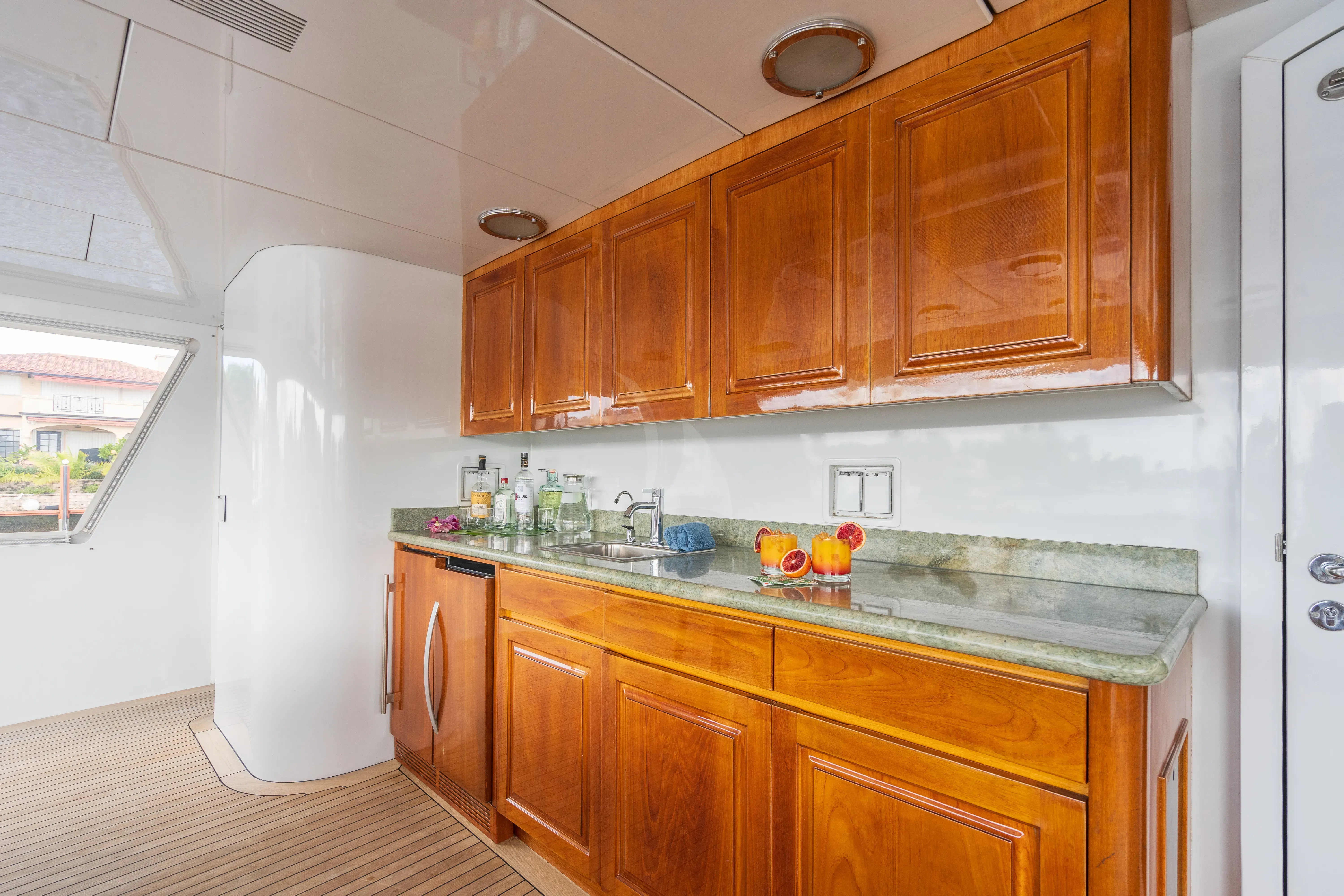 CHANSON yacht photo