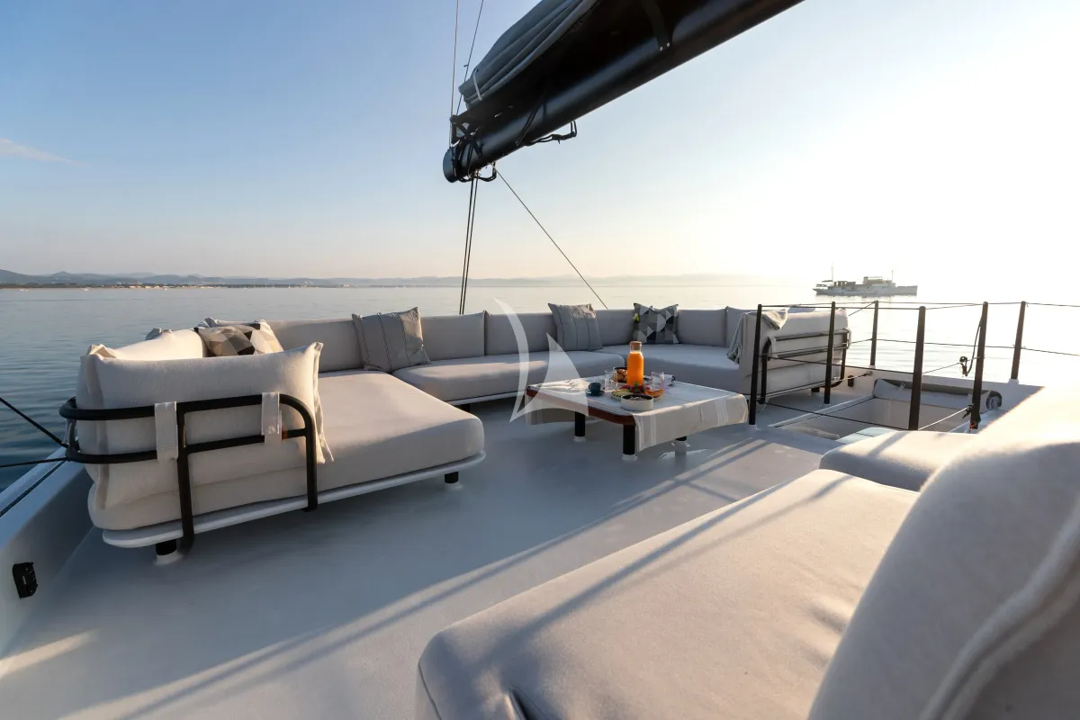 WONDERFUL yacht photo