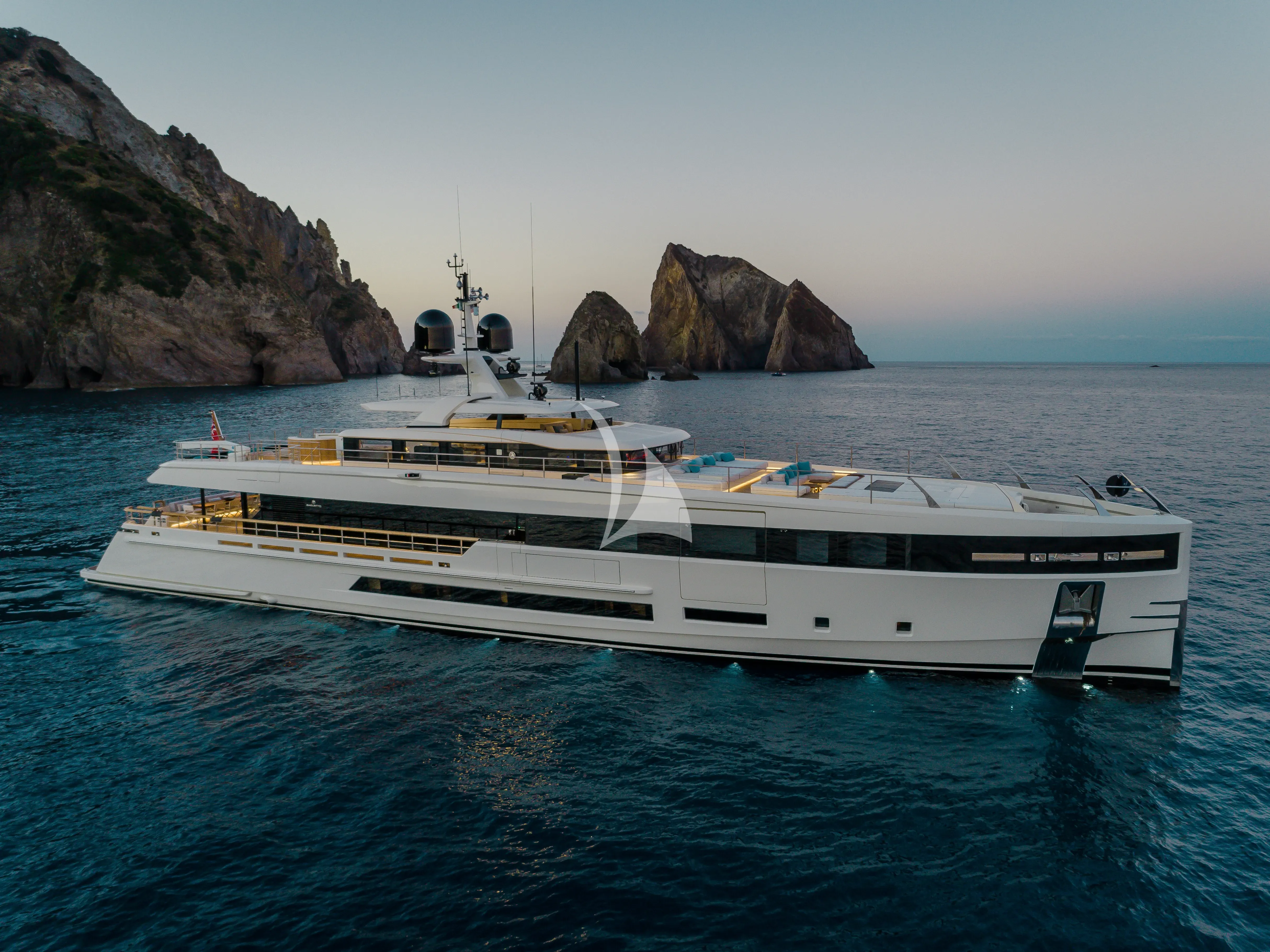KATANA X yacht photo