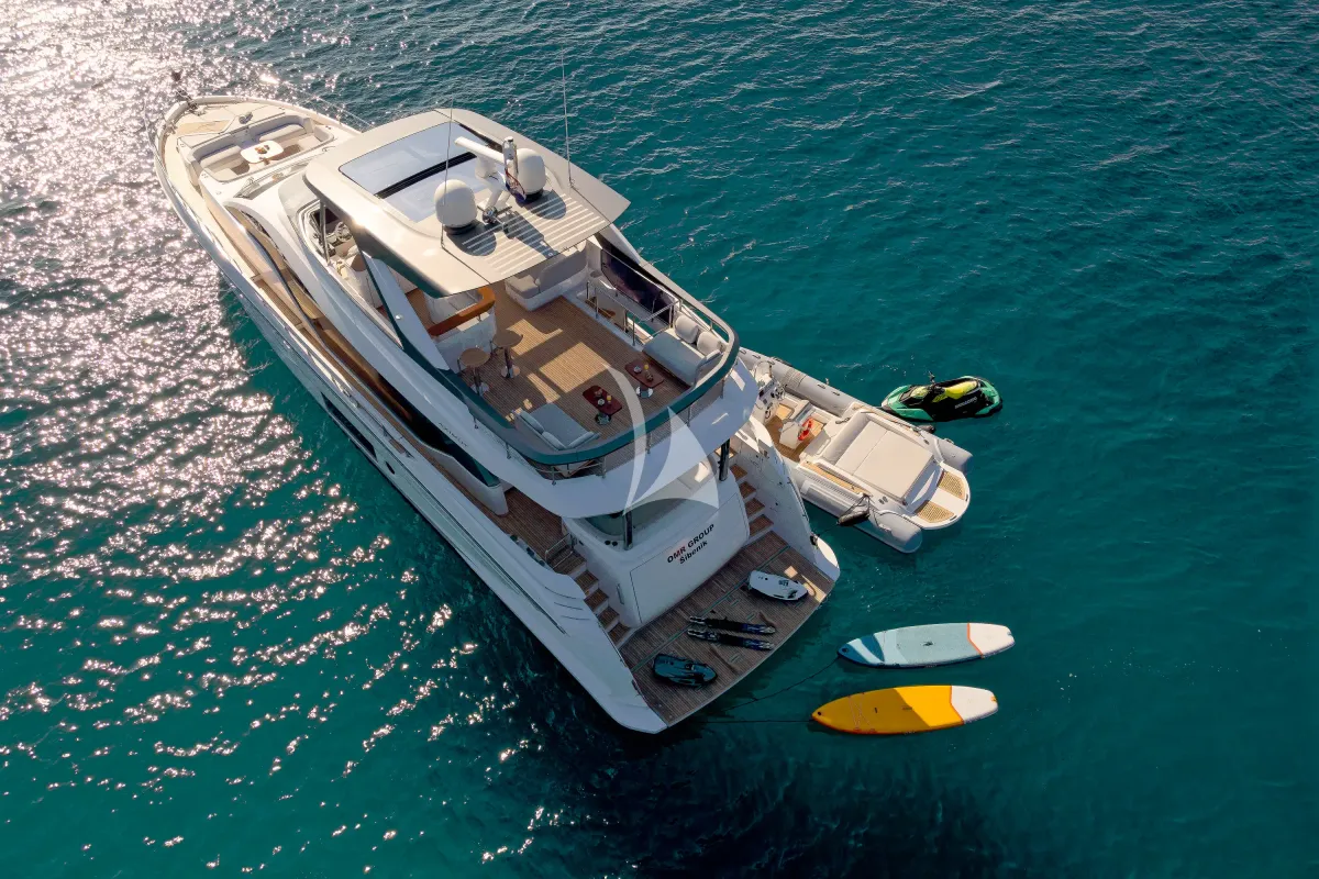 Concord's 6 yacht photo