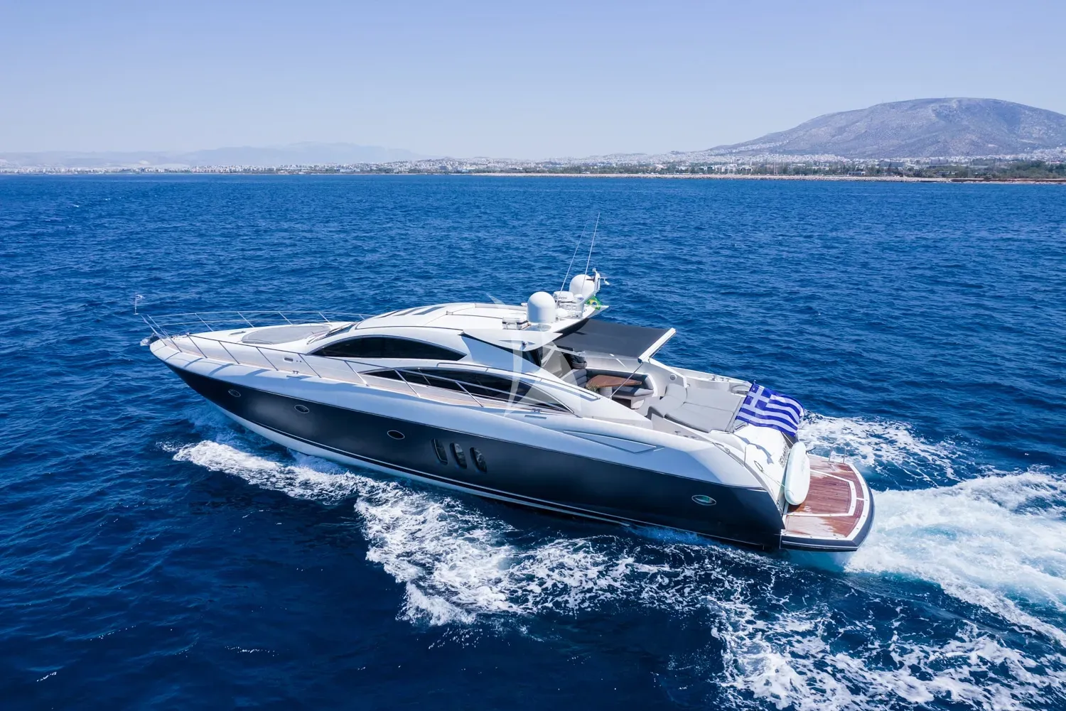 ELENTARI luxury yacht