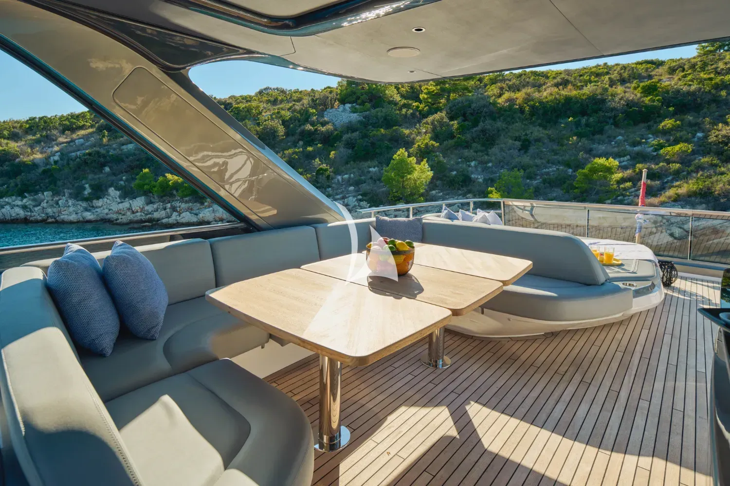 ELIZABETH yacht photo