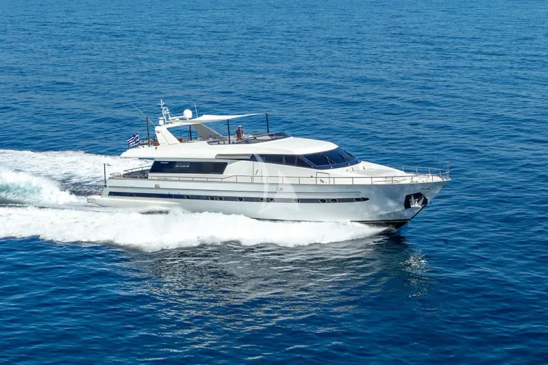 THE BIRD yacht photo