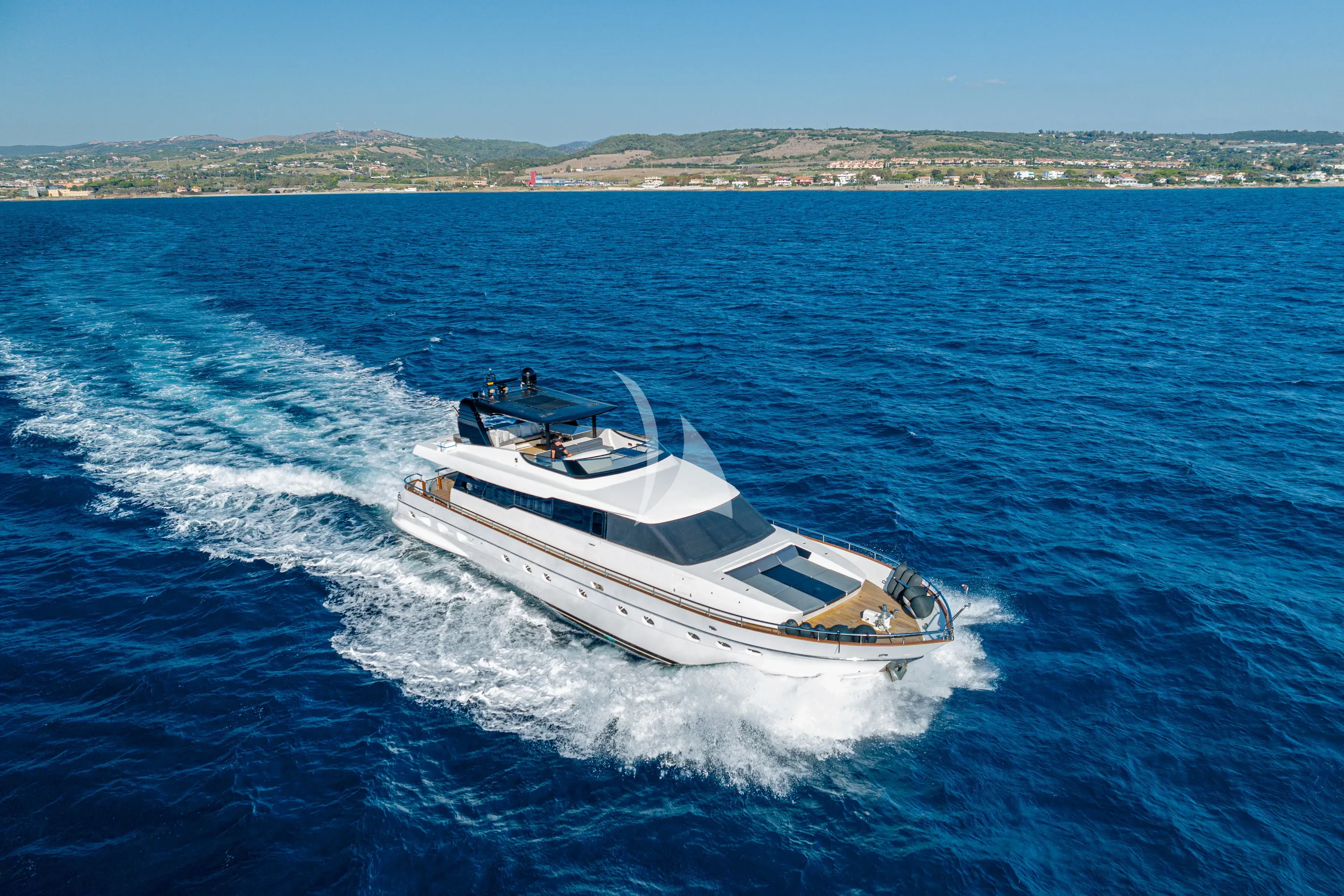 WHITEHAVEN yacht photo