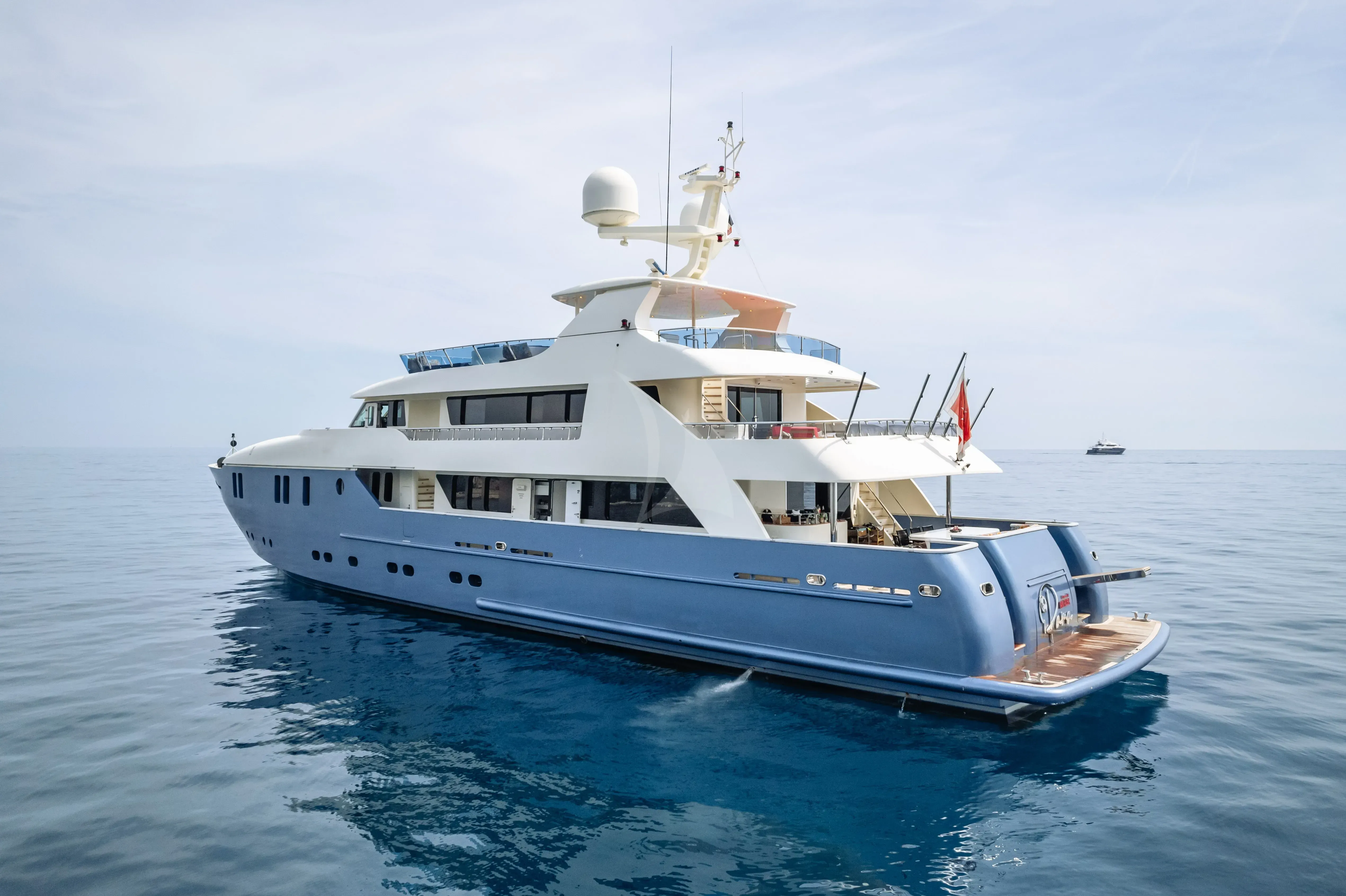 IRAMA yacht photo
