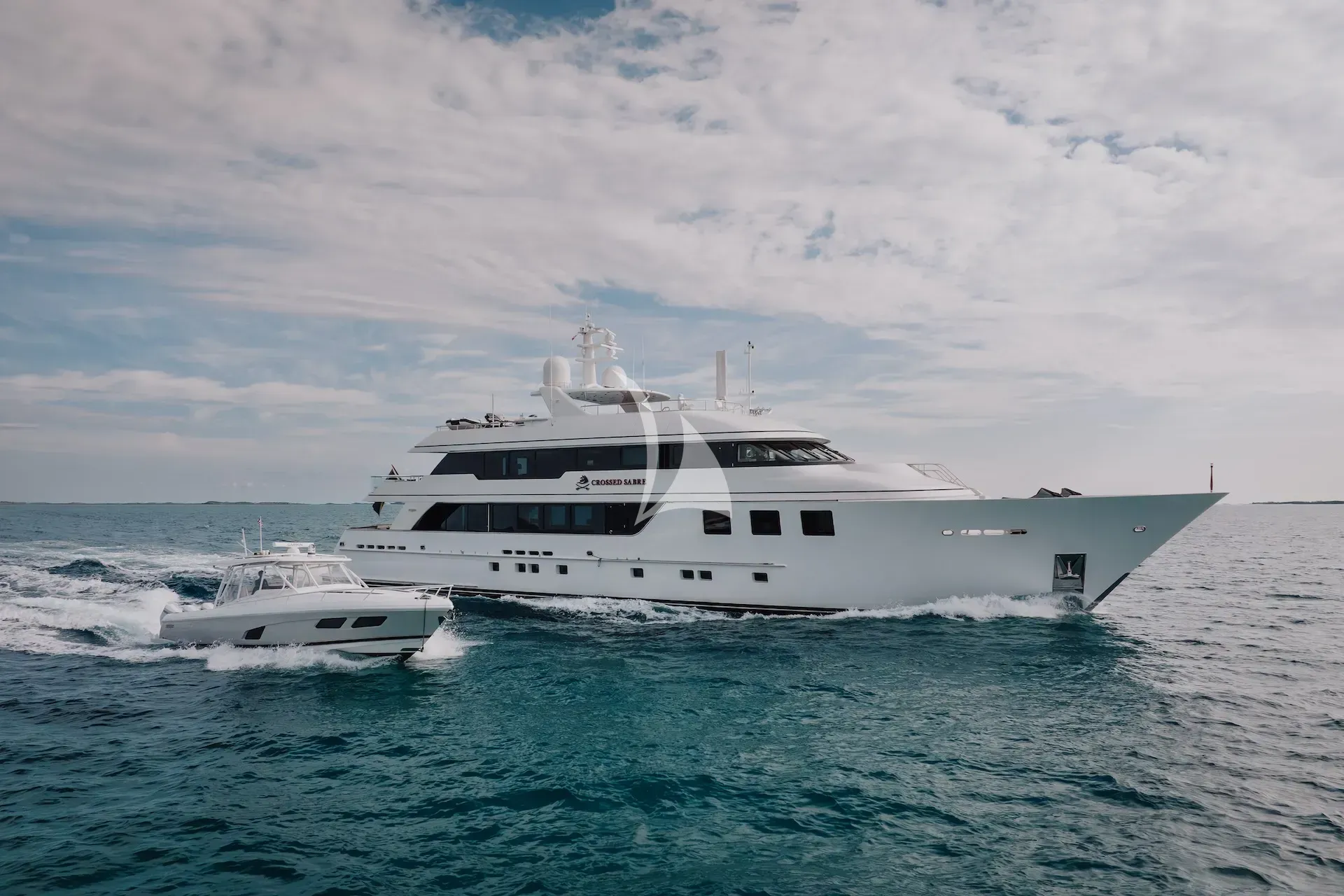 CROSSED SABRE luxury yacht