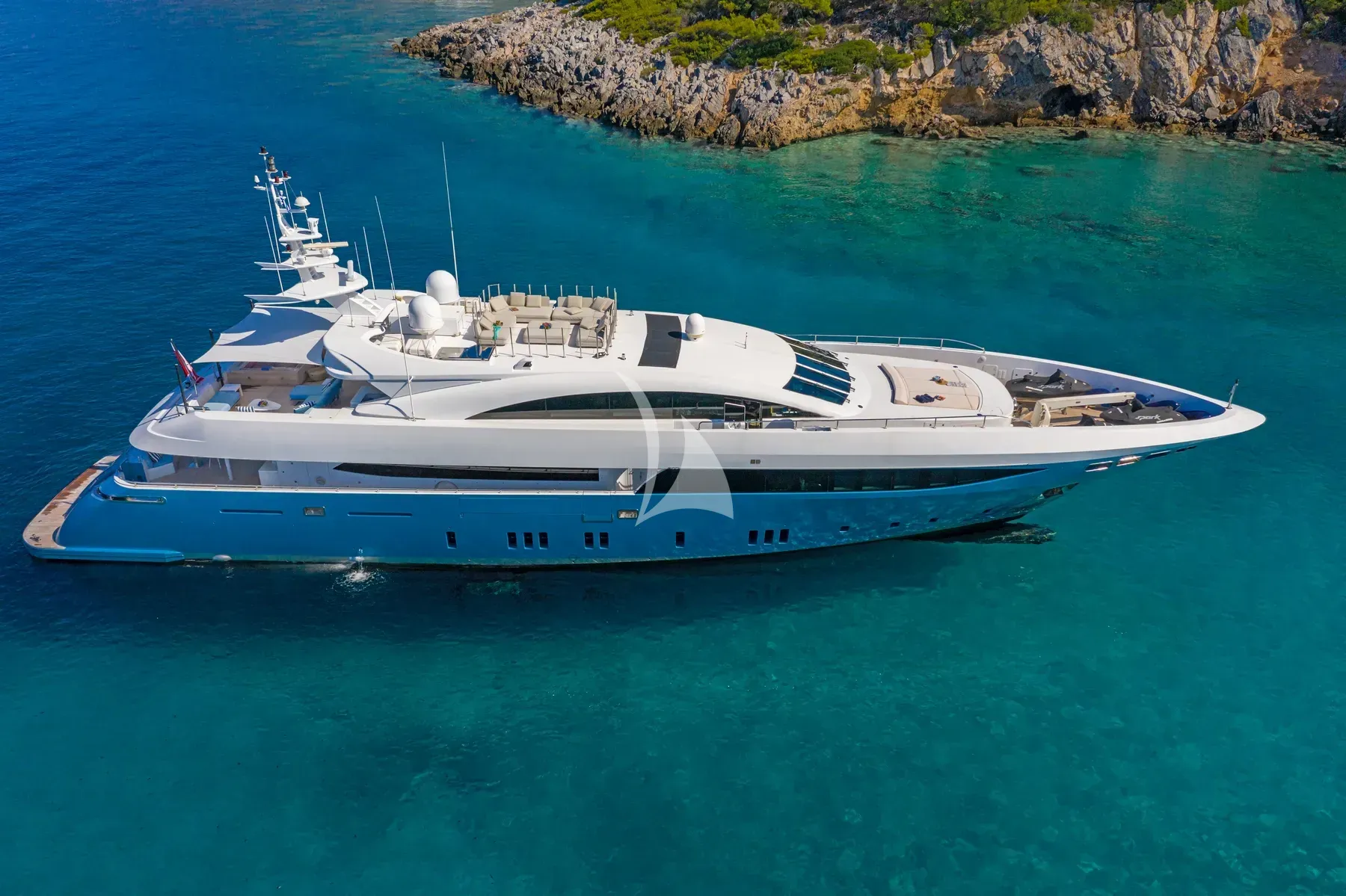 SEA WOLF - exterior 1