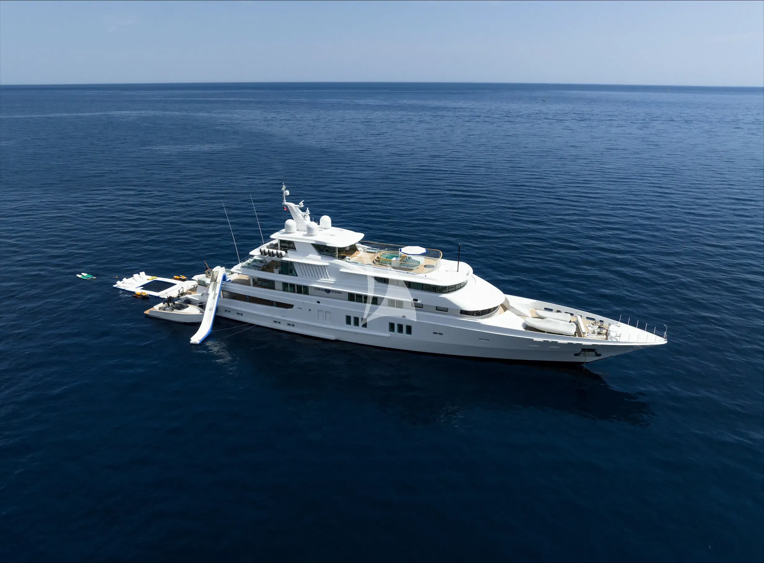CORAL OCEAN luxury yacht