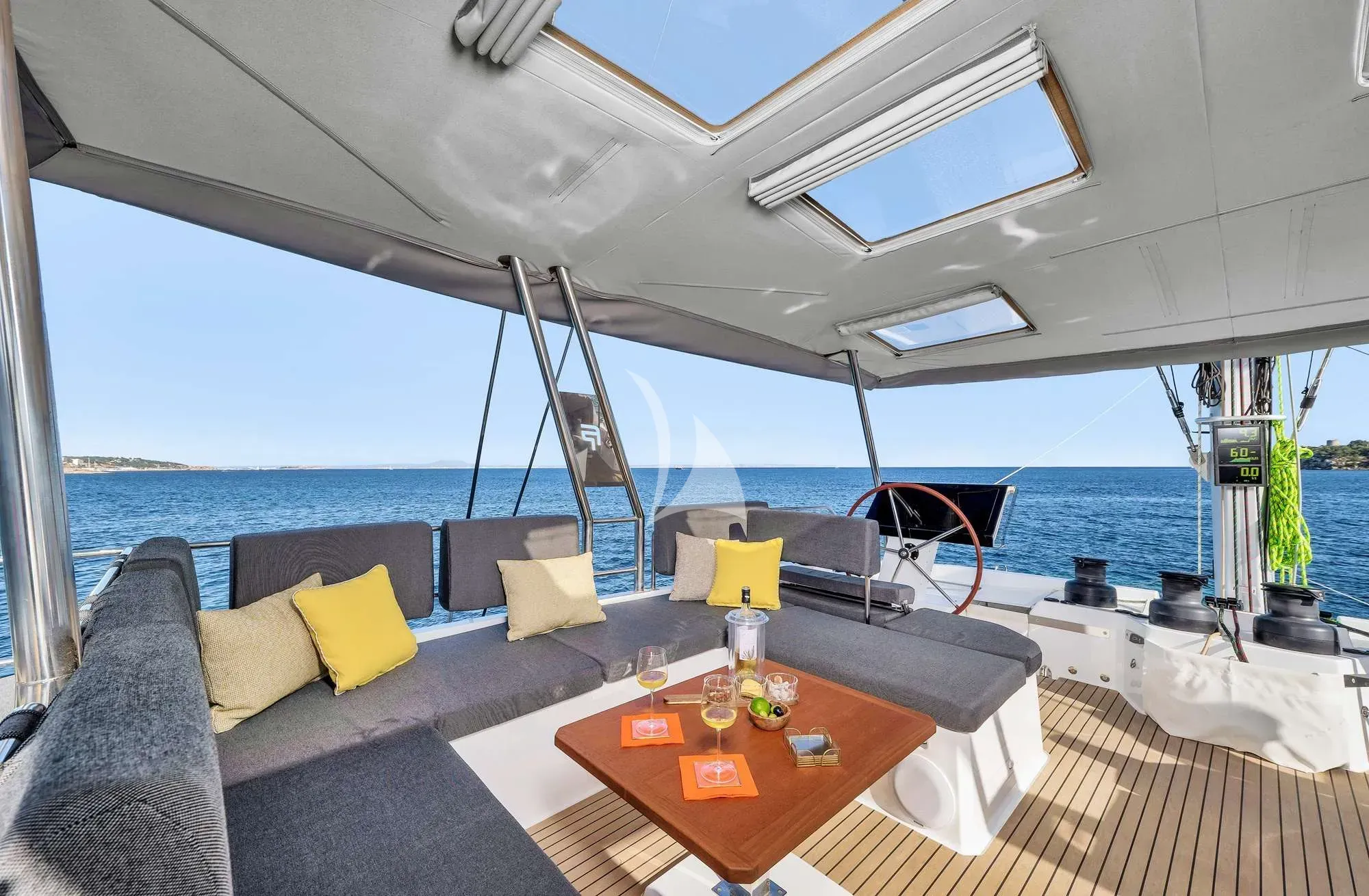 NEOW yacht photo
