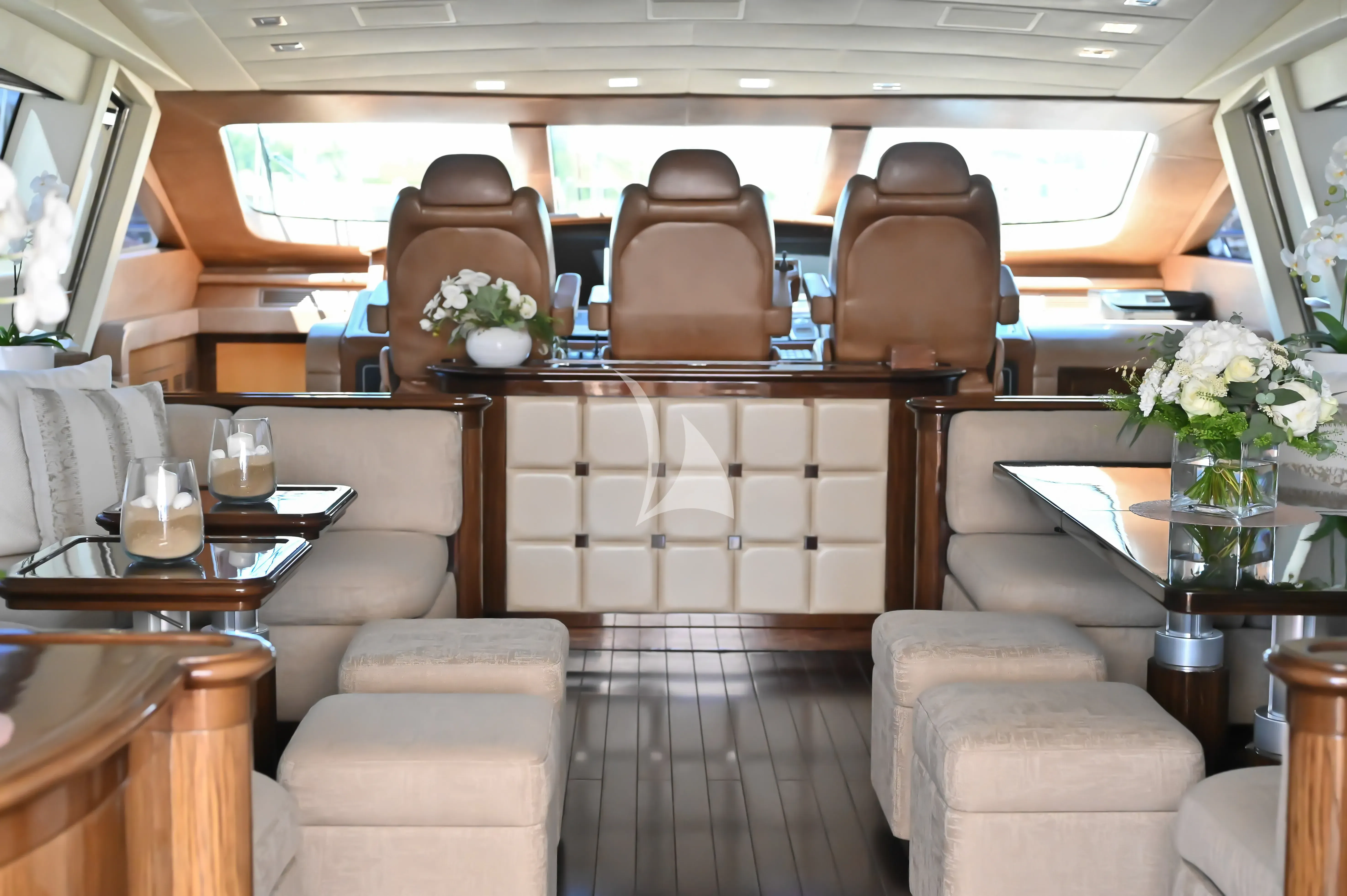 Orion I - interior 4