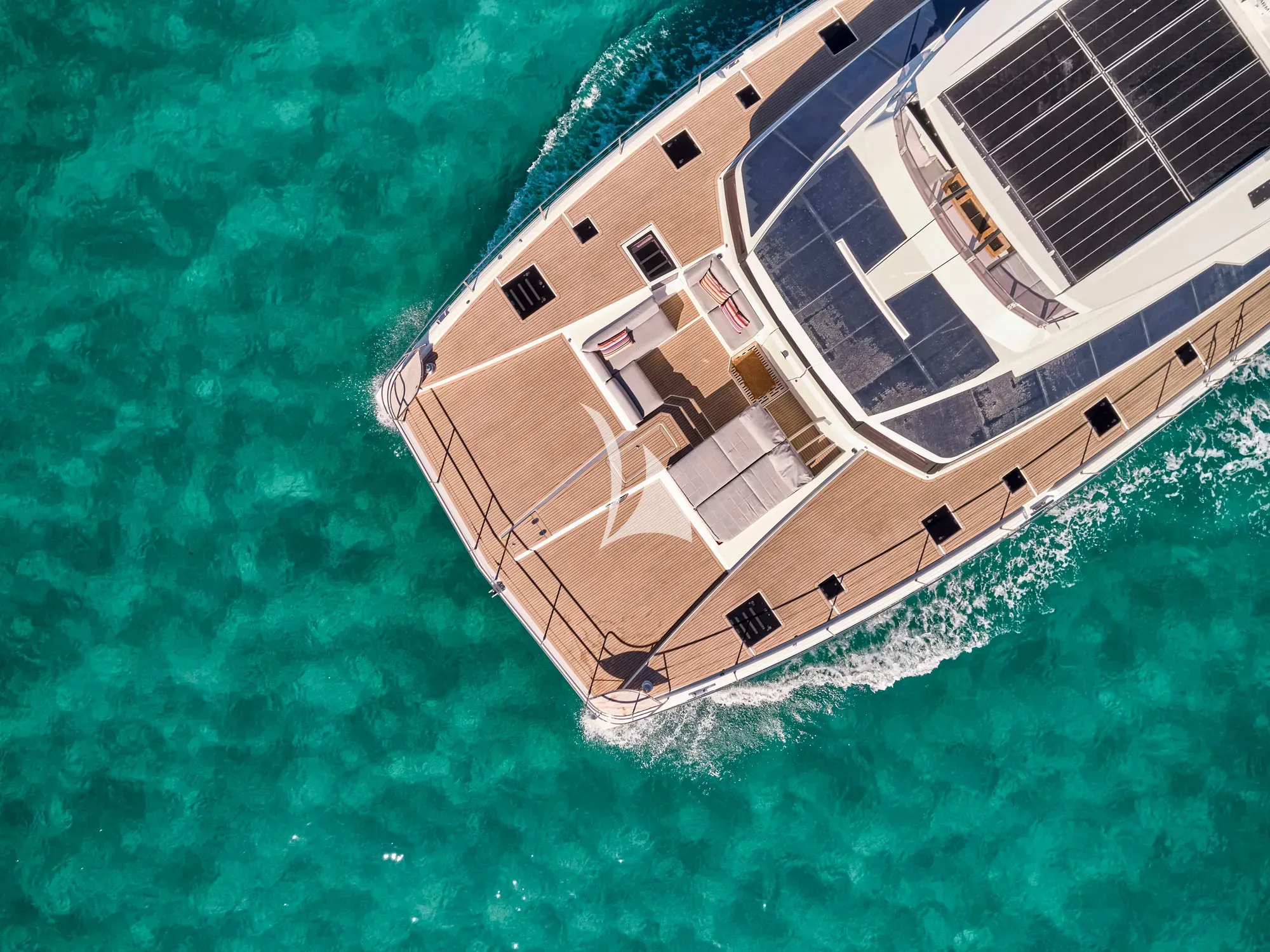 ALENA yacht photo