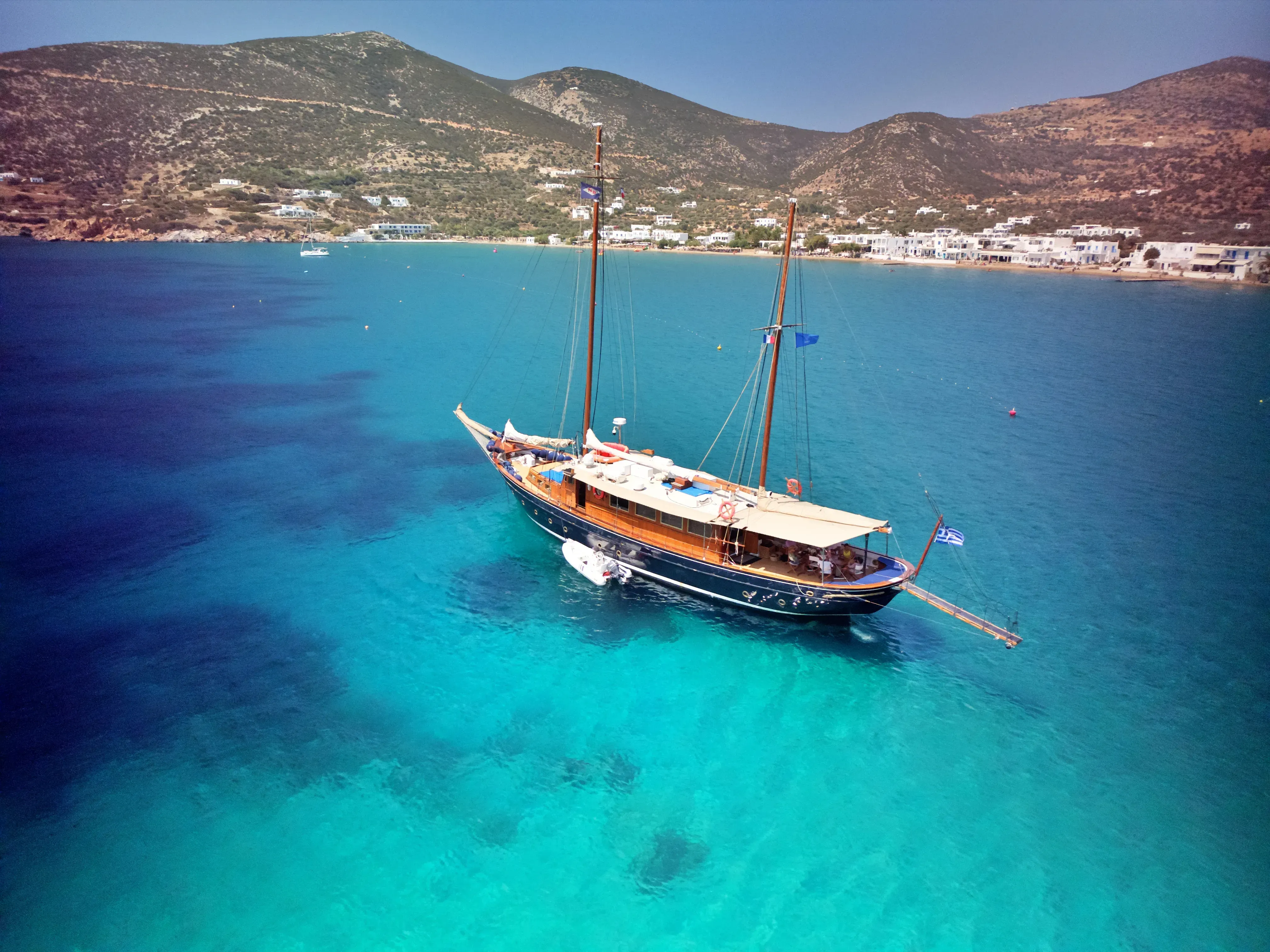 Aphrodite yacht photo