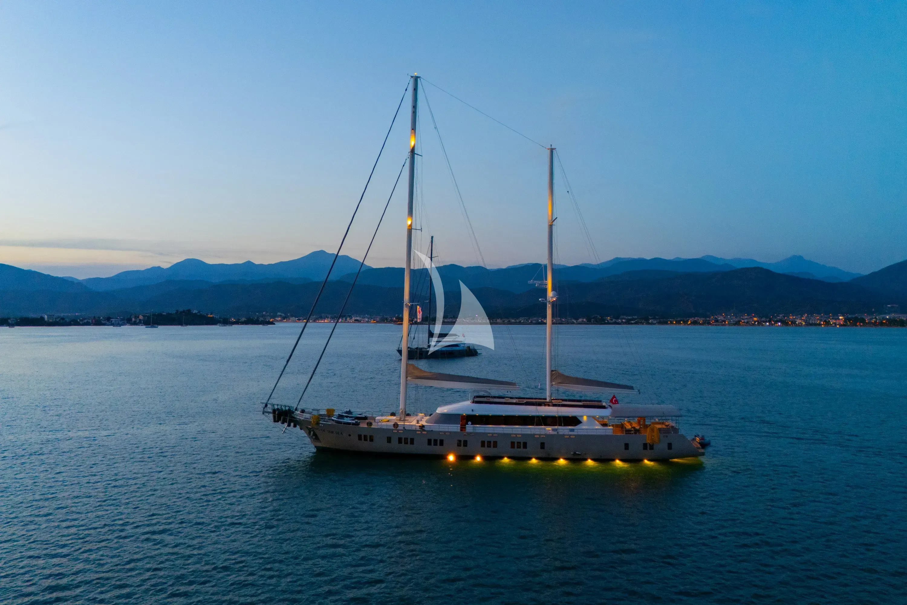 King of the Sea yacht photo
