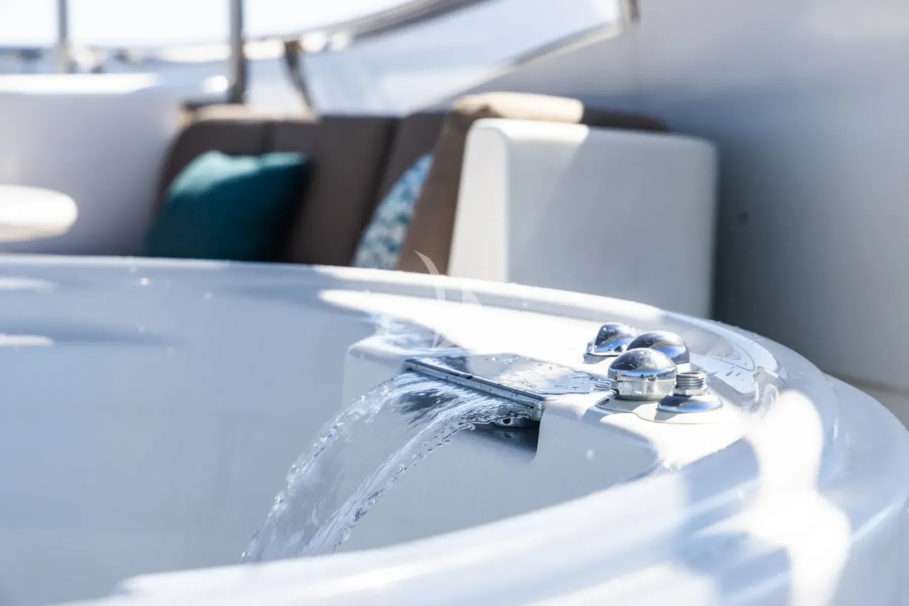 Coca VI - lifestyle 8