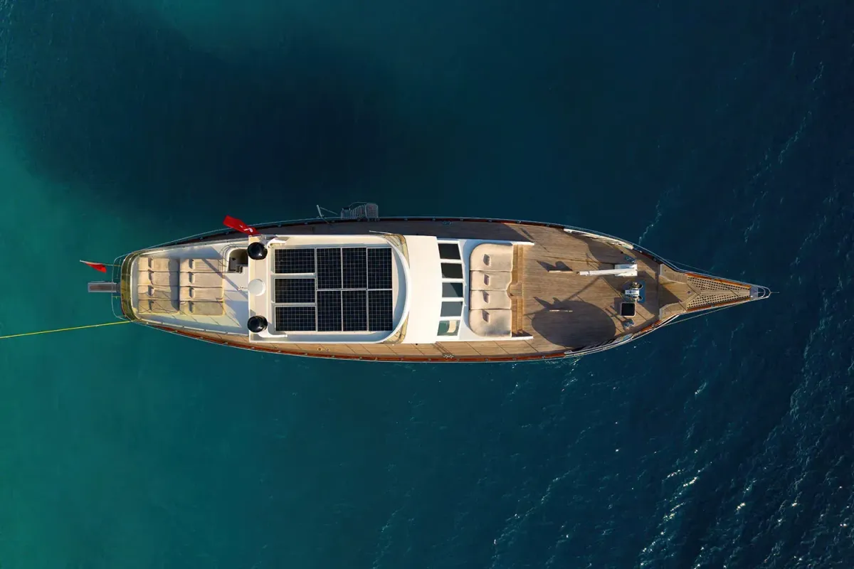 CANEREN yacht photo