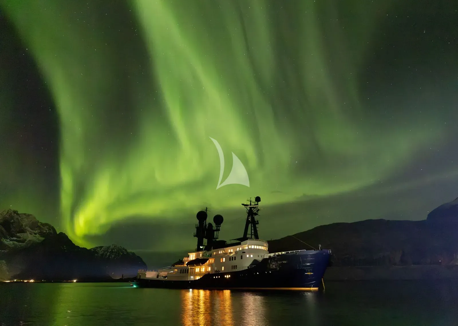 ARCTIC luxury yacht