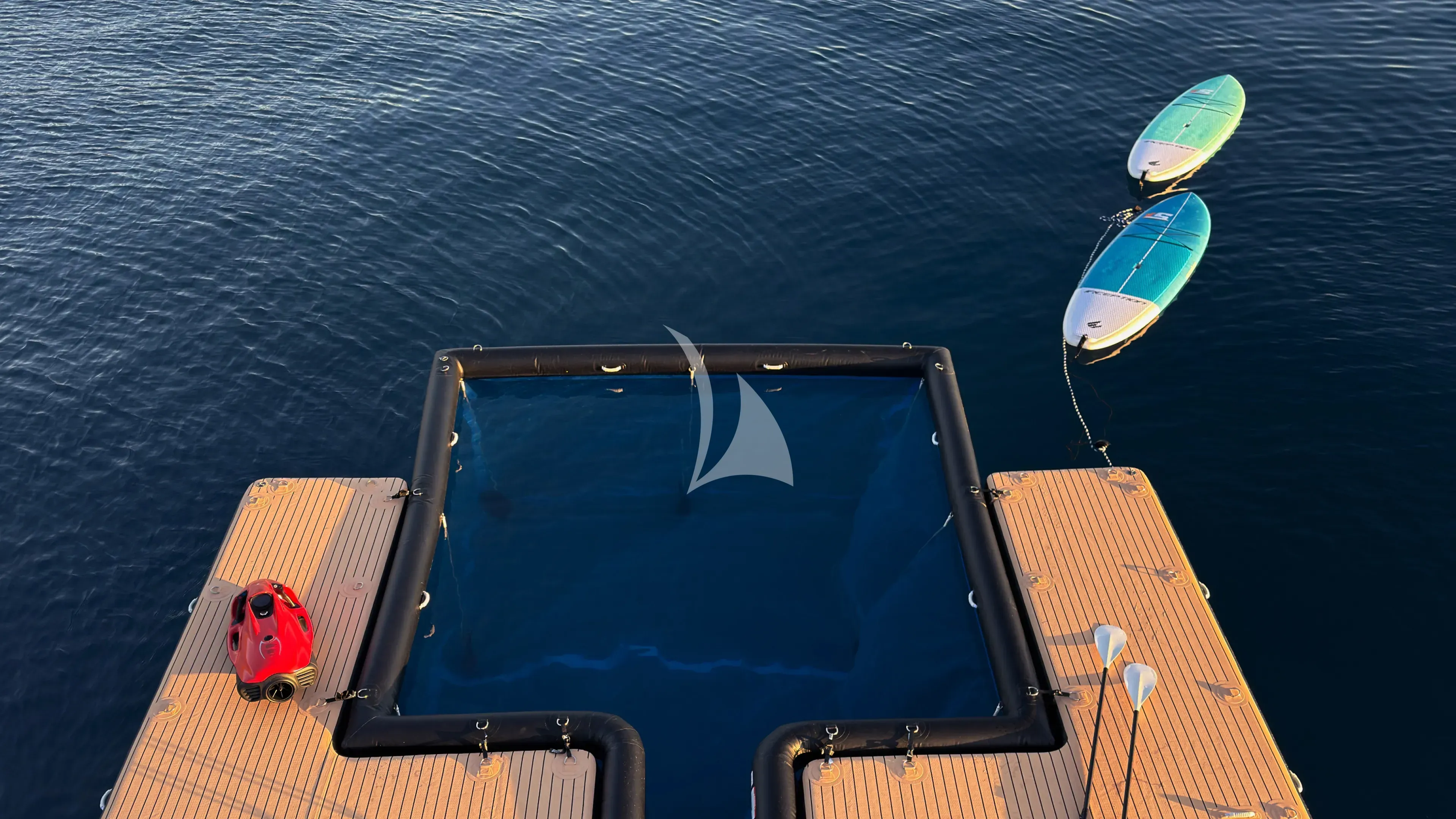 4A yacht photo
