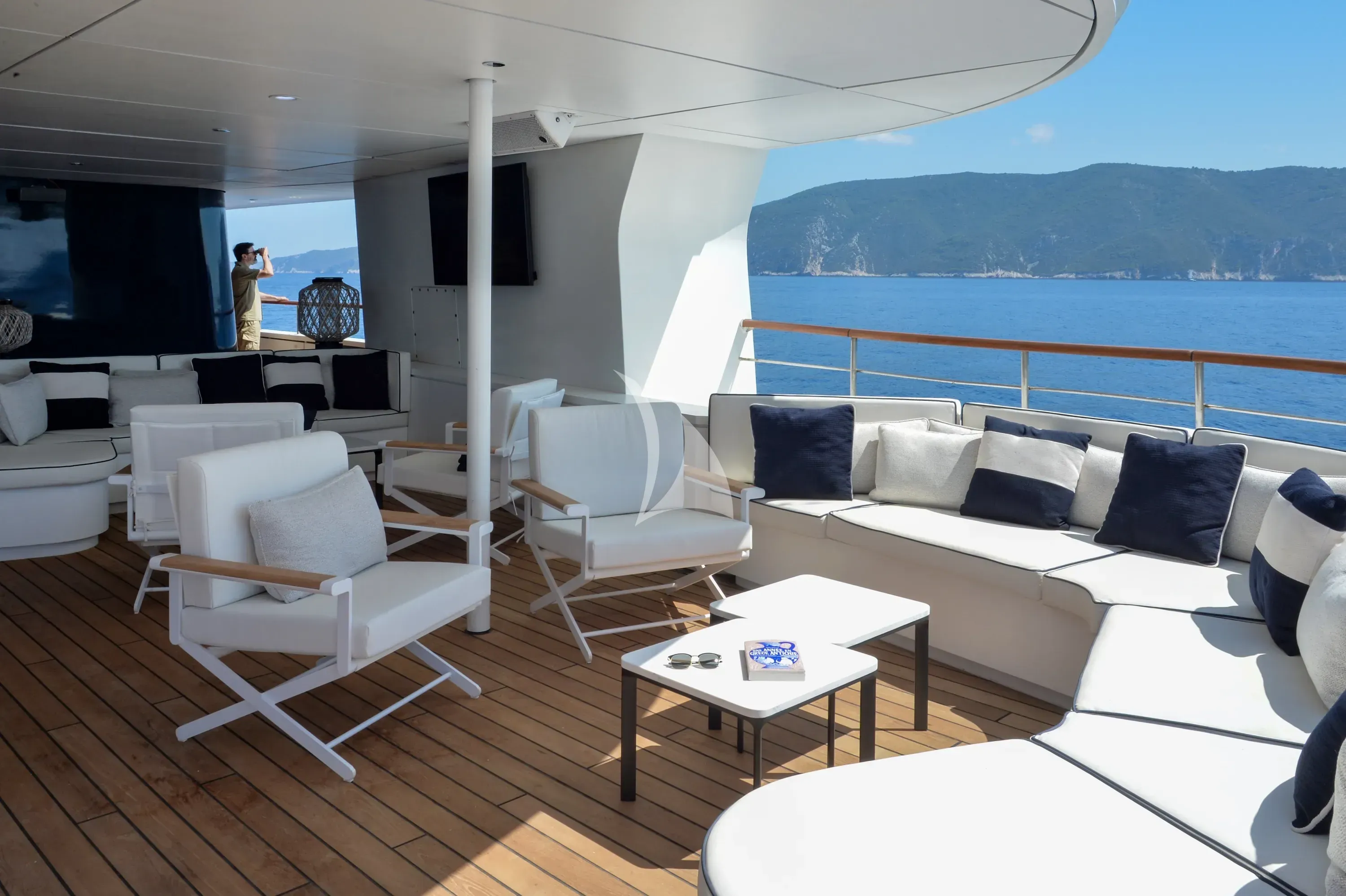 LE PONANT yacht photo