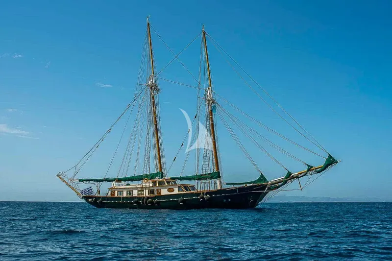 ARKTOS yacht photo