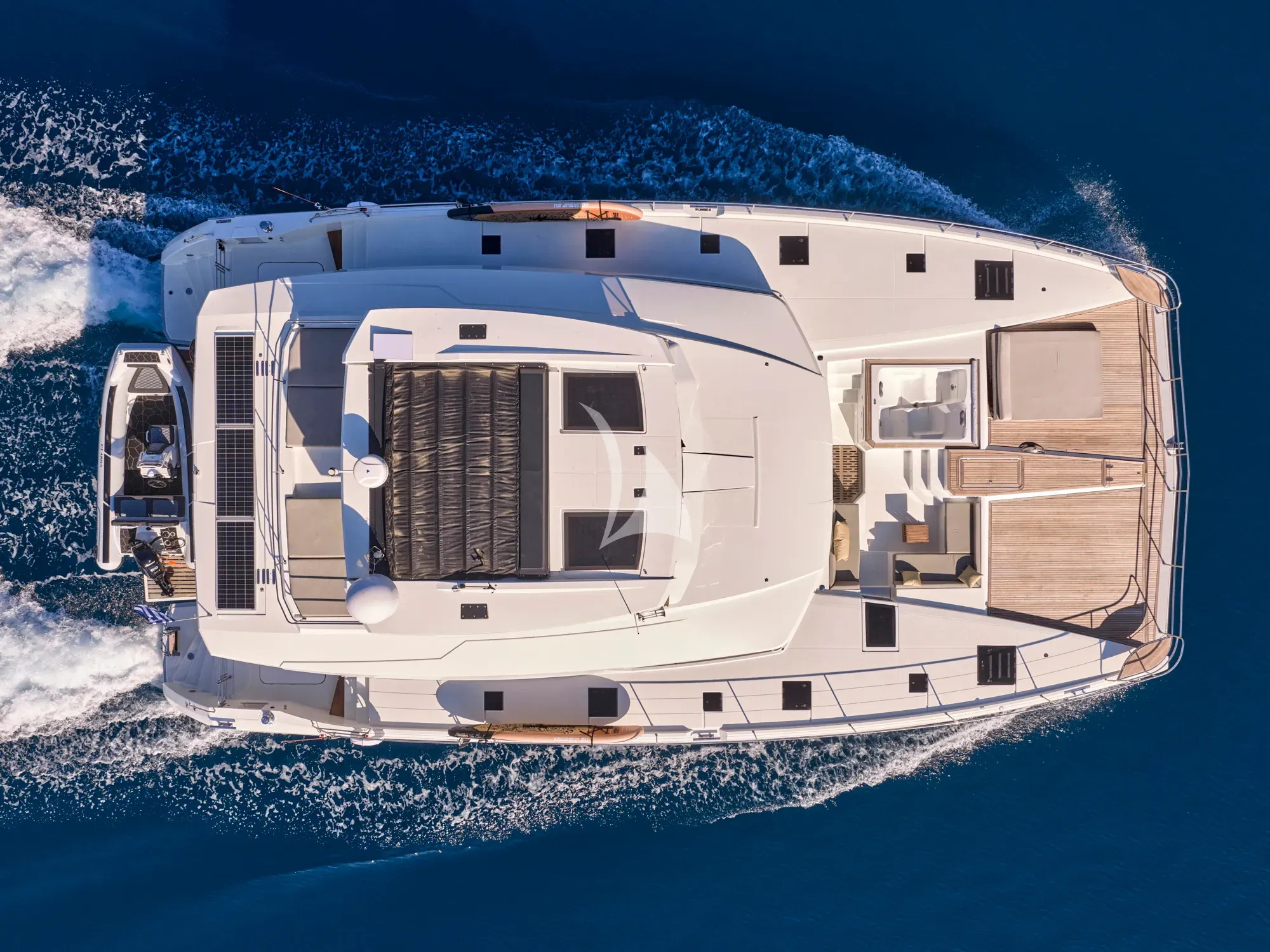 ARIVA yacht photo
