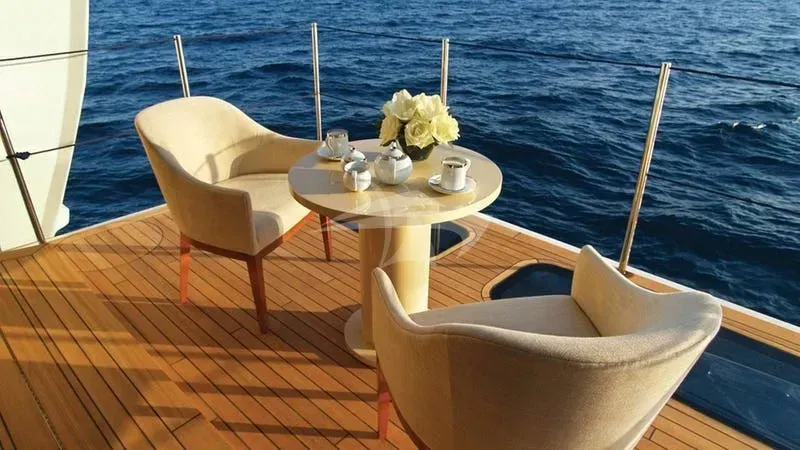 LADY DEE yacht photo
