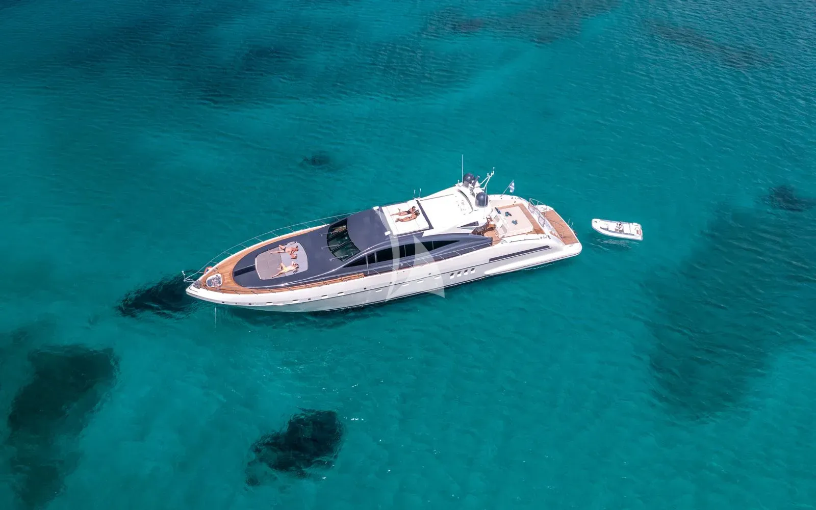 SMILE yacht photo