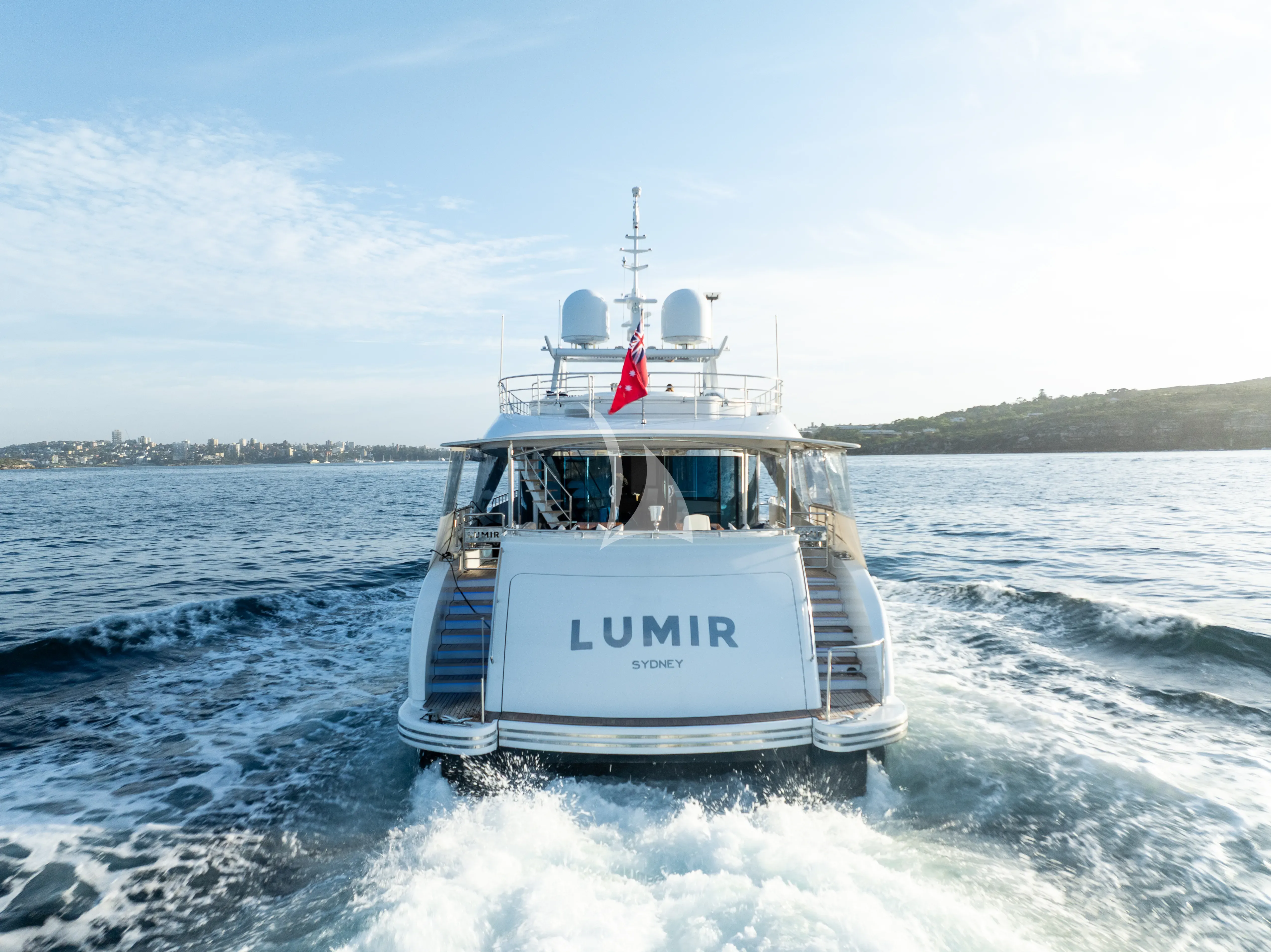 LUMIR yacht photo