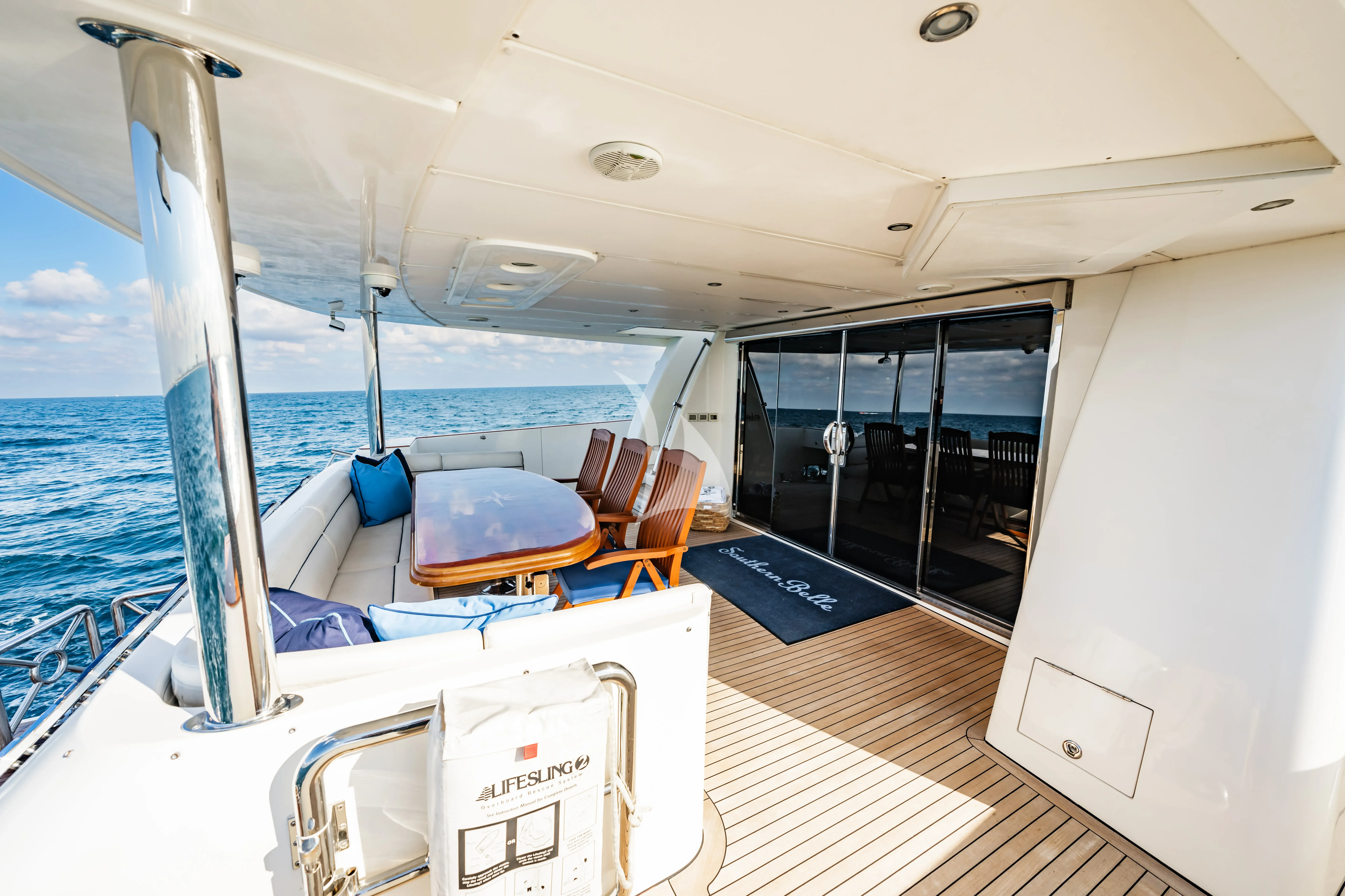 Southern Belle yacht photo
