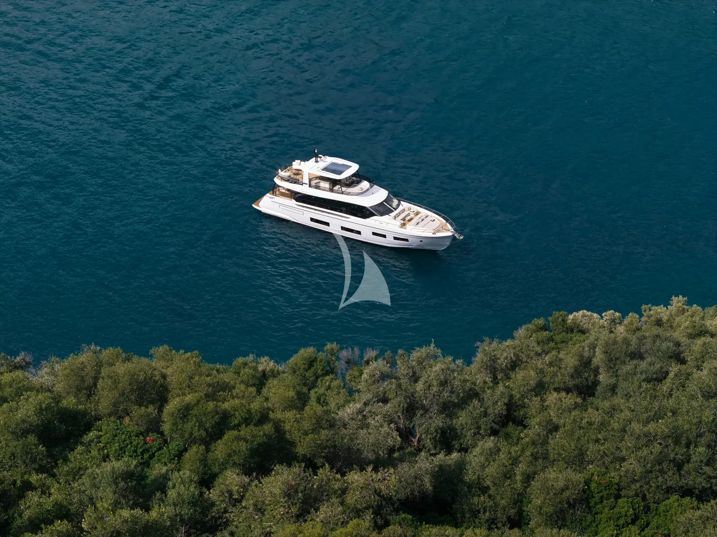 EXPLORA yacht photo