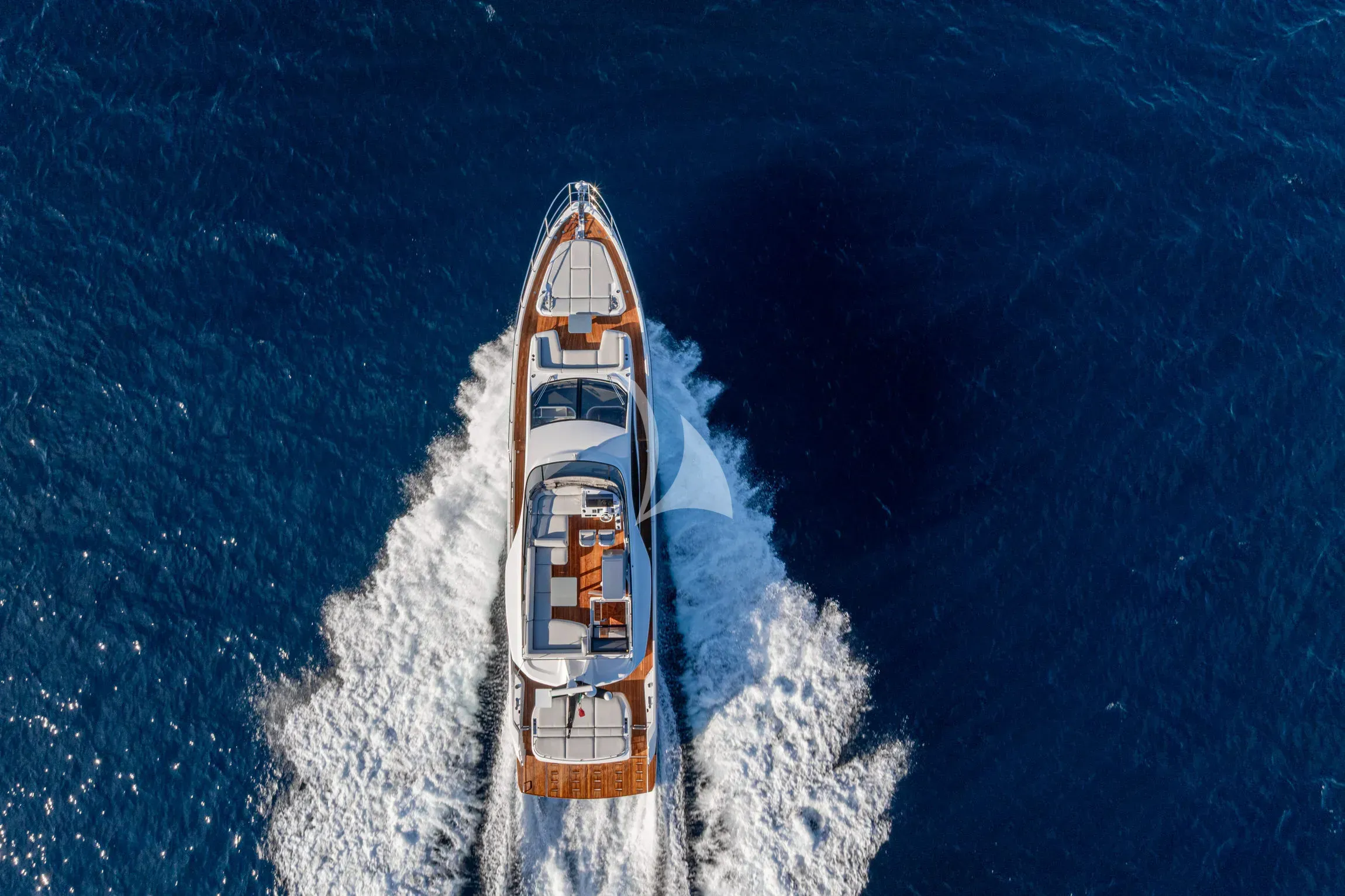 ALE II yacht photo