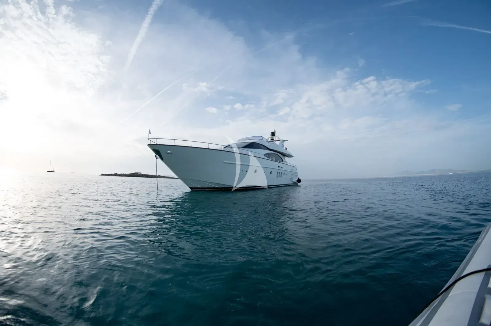 ESTIA ZEUS yacht photo