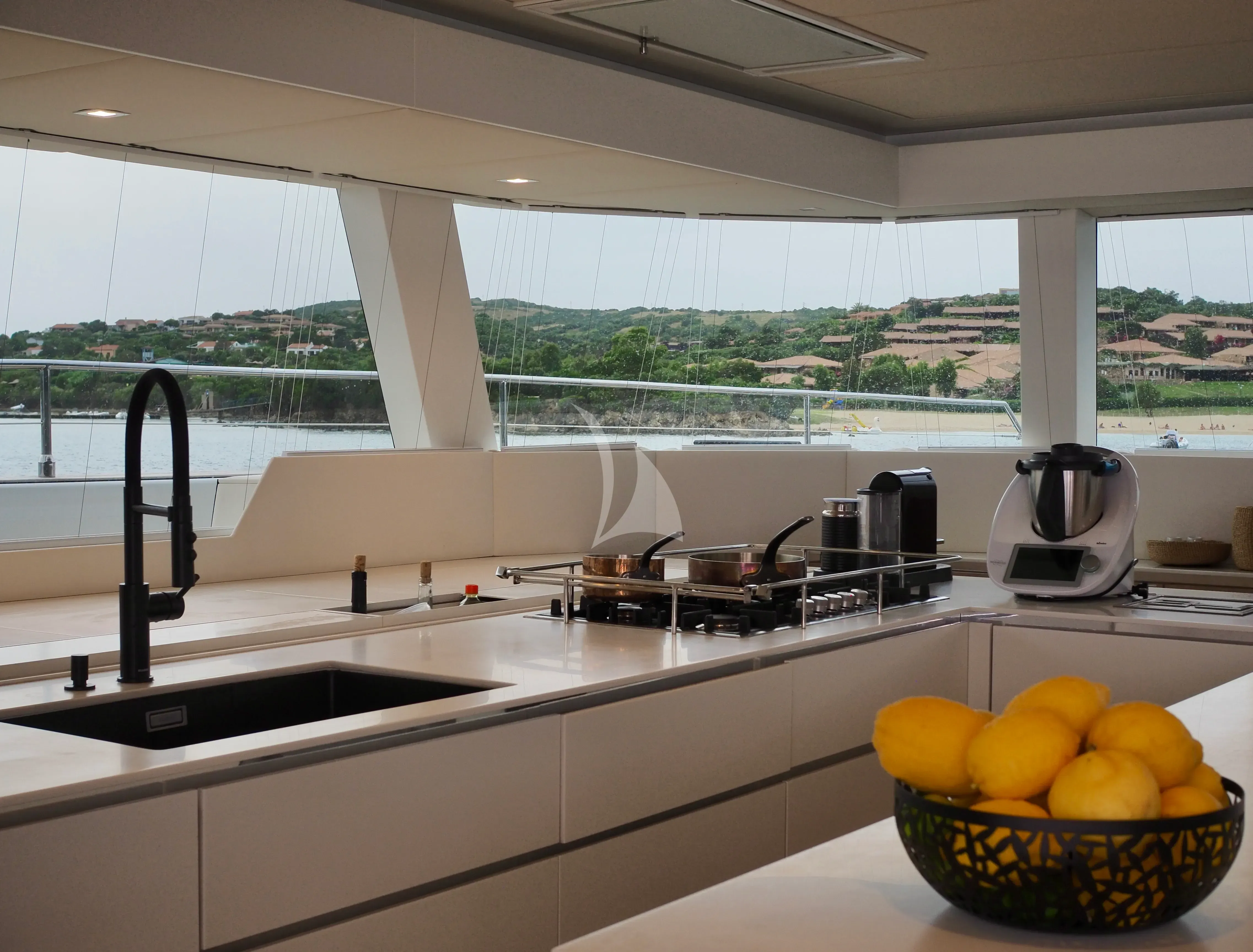 FEEL THE BLUE - photo 5