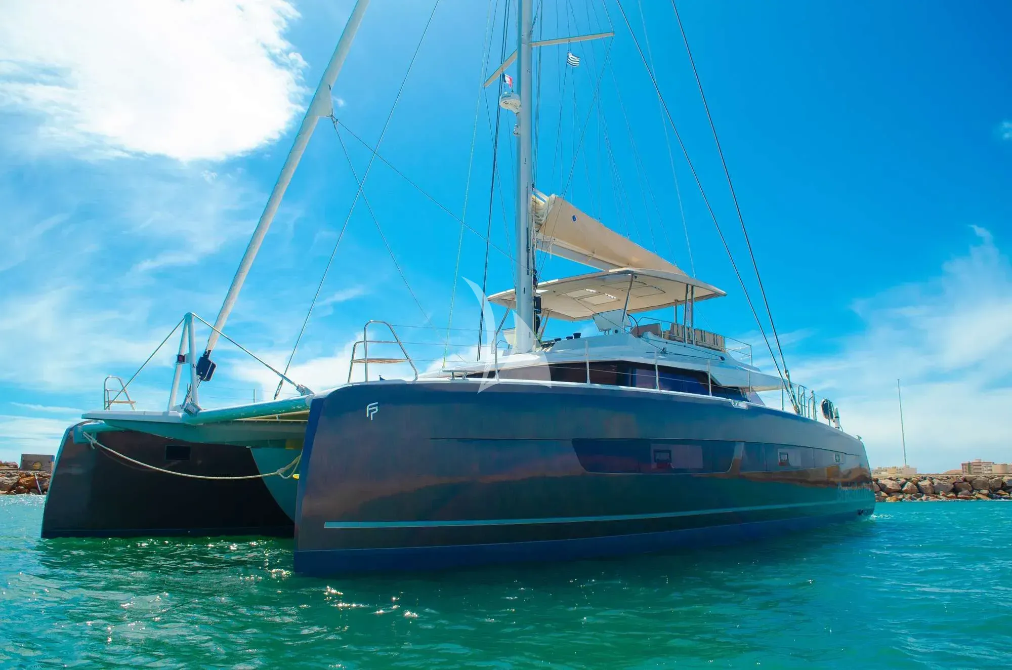 NEOW yacht photo