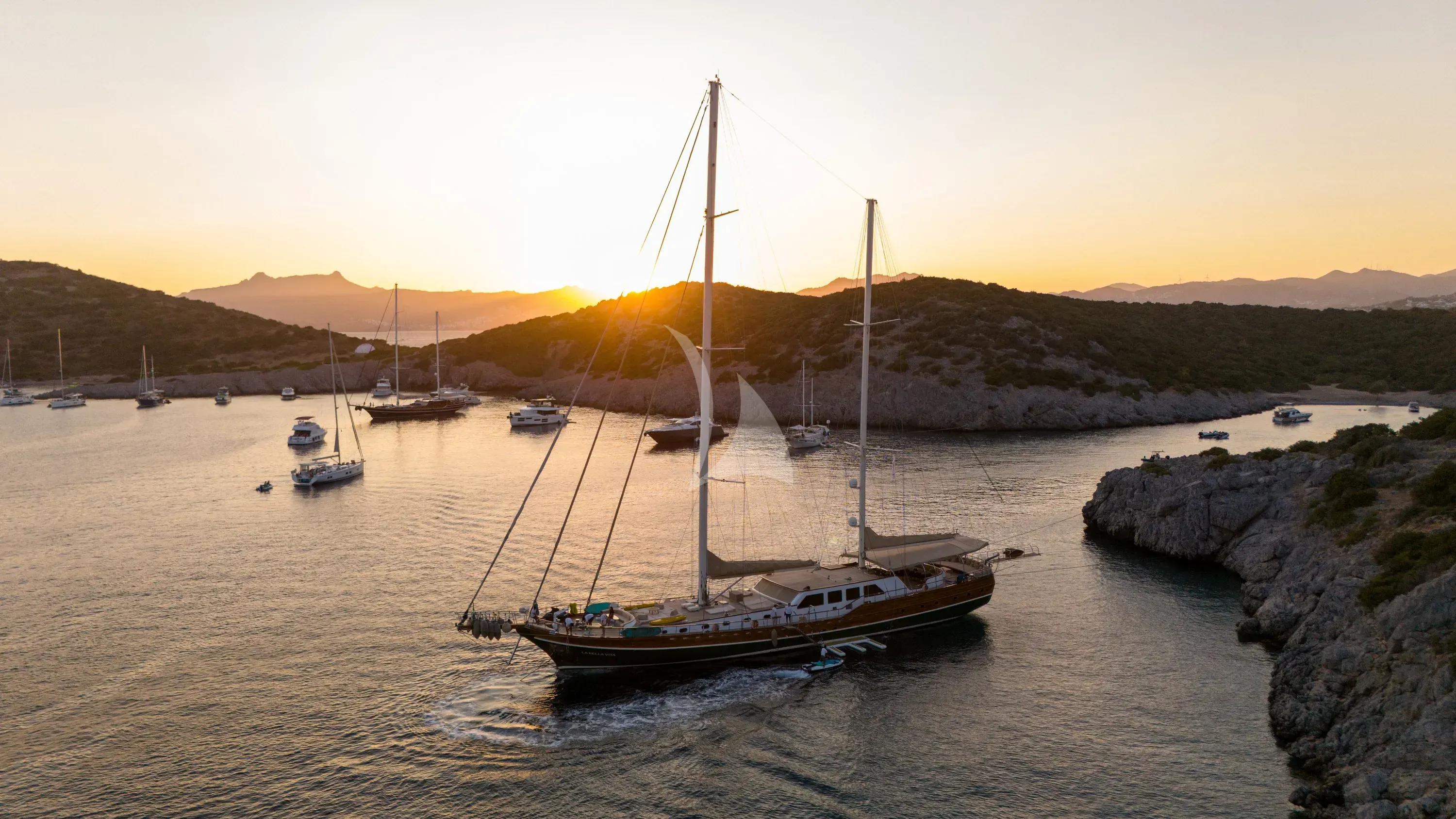 La Bella Vita luxury yacht