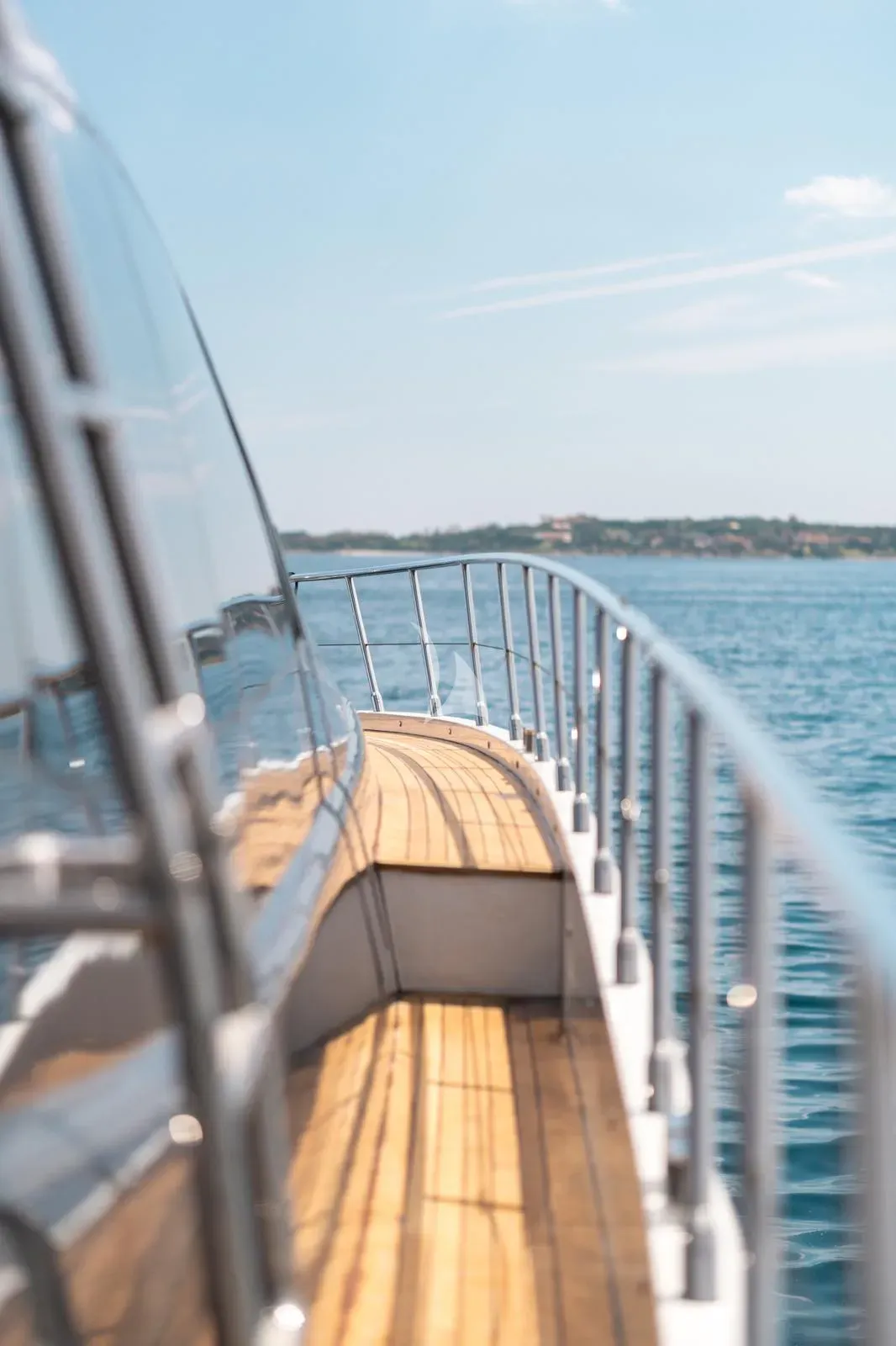 SMILE yacht photo