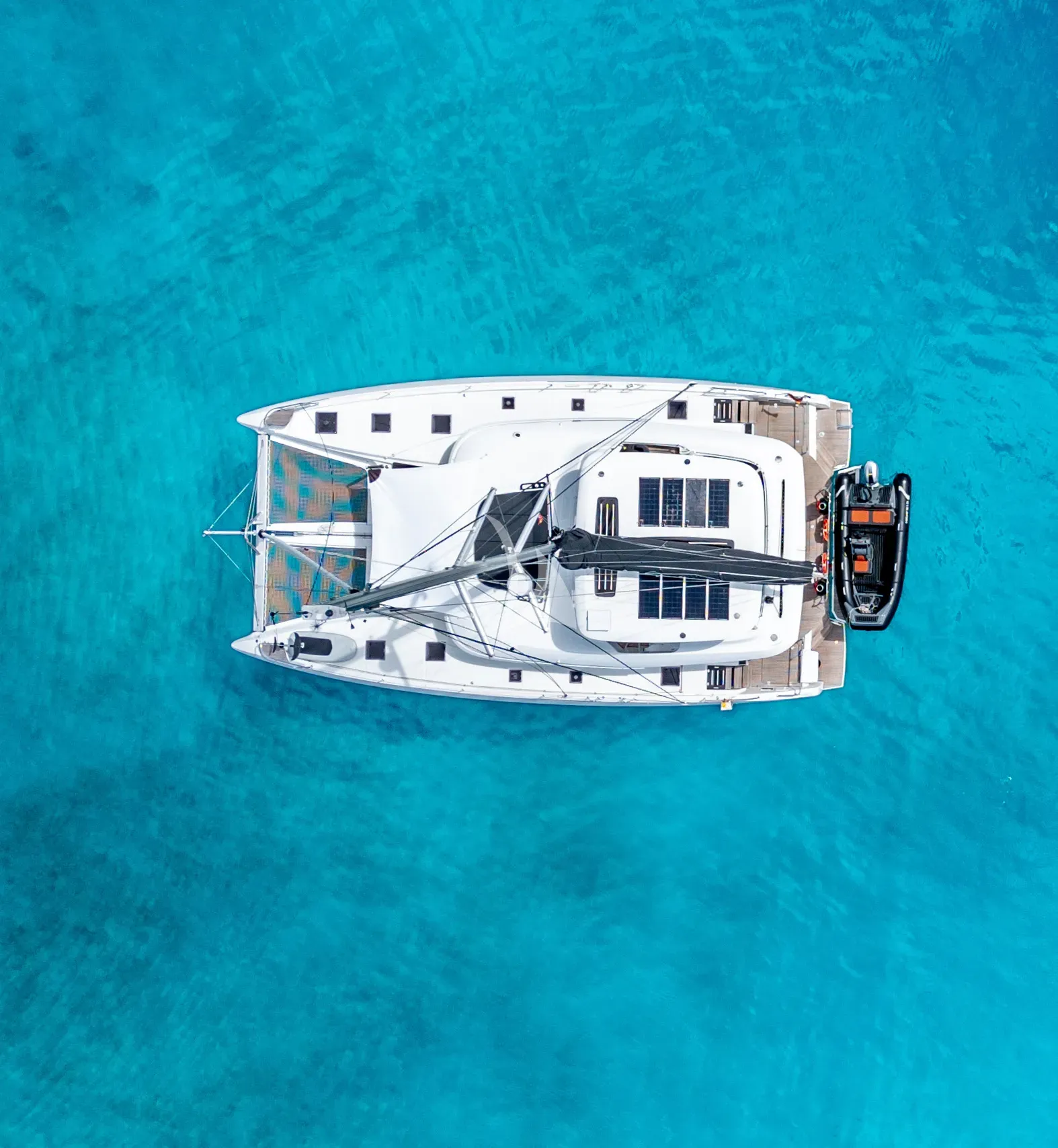 VALINOR yacht photo