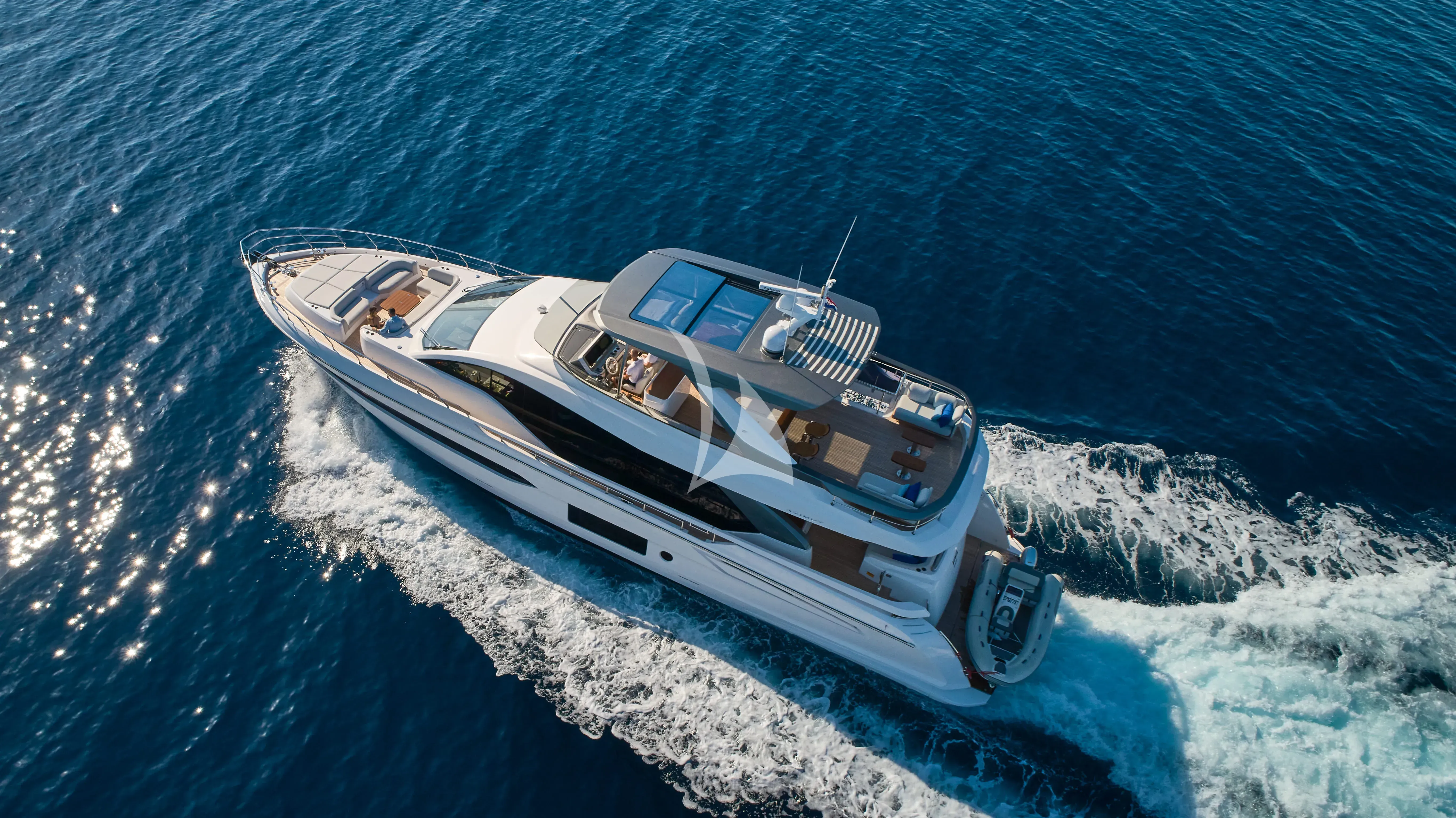 VIVA yacht photo
