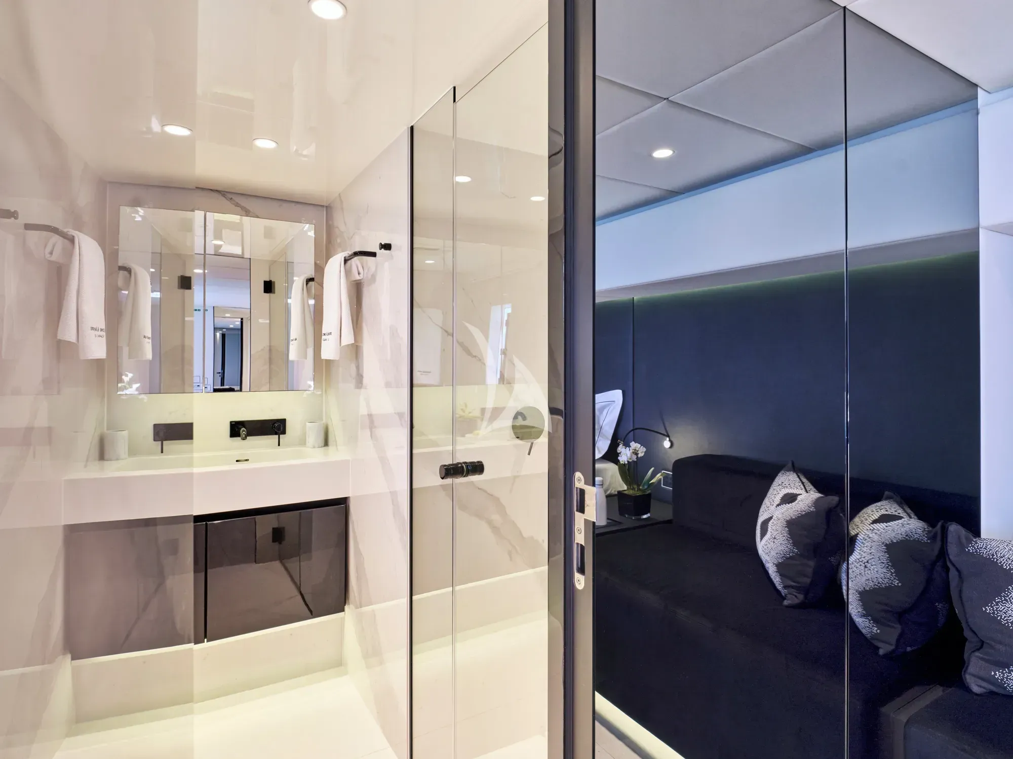 ABOVE & BEYOND - photo 12