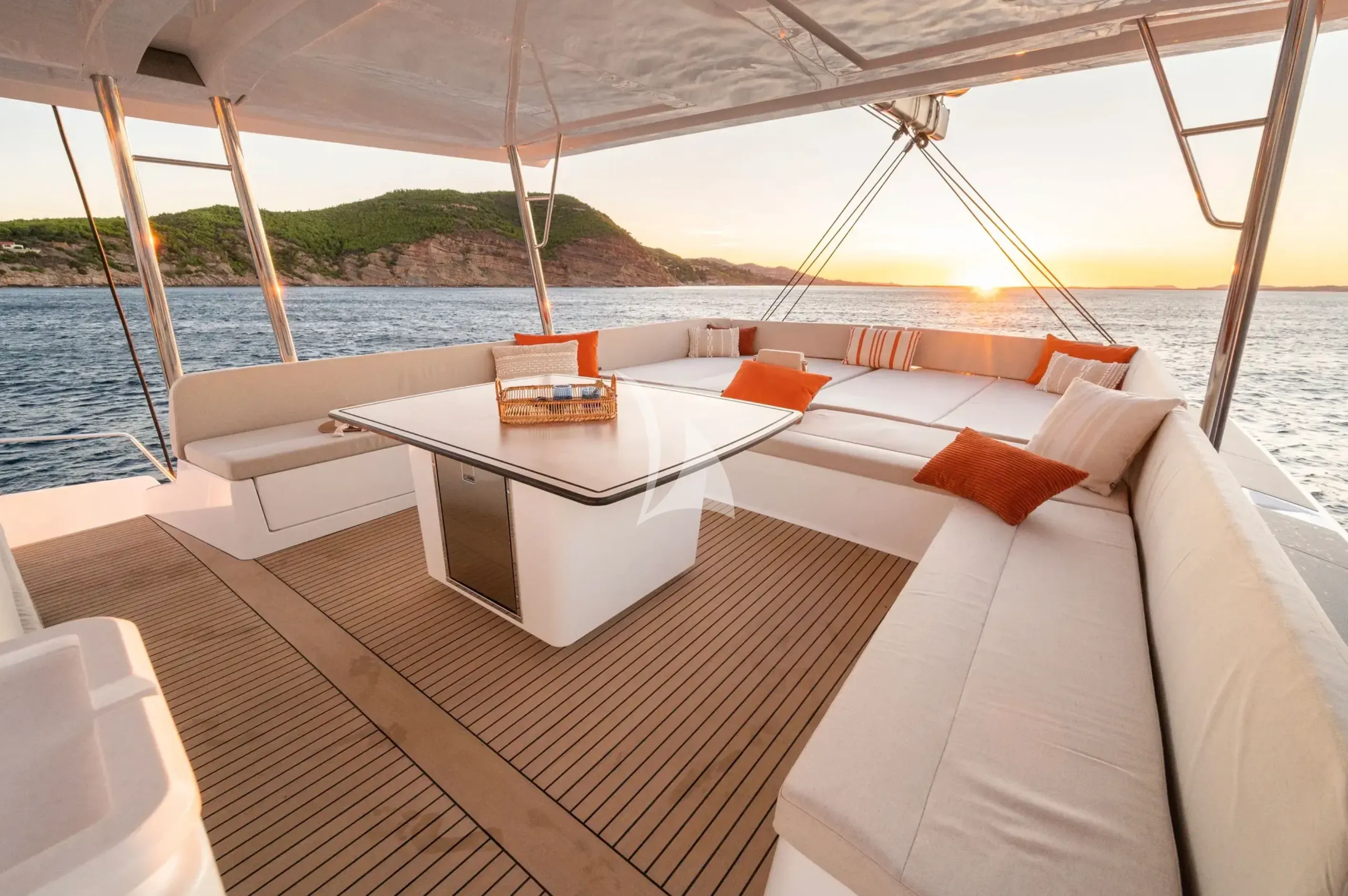 MILLENNIUM FALCON II yacht photo