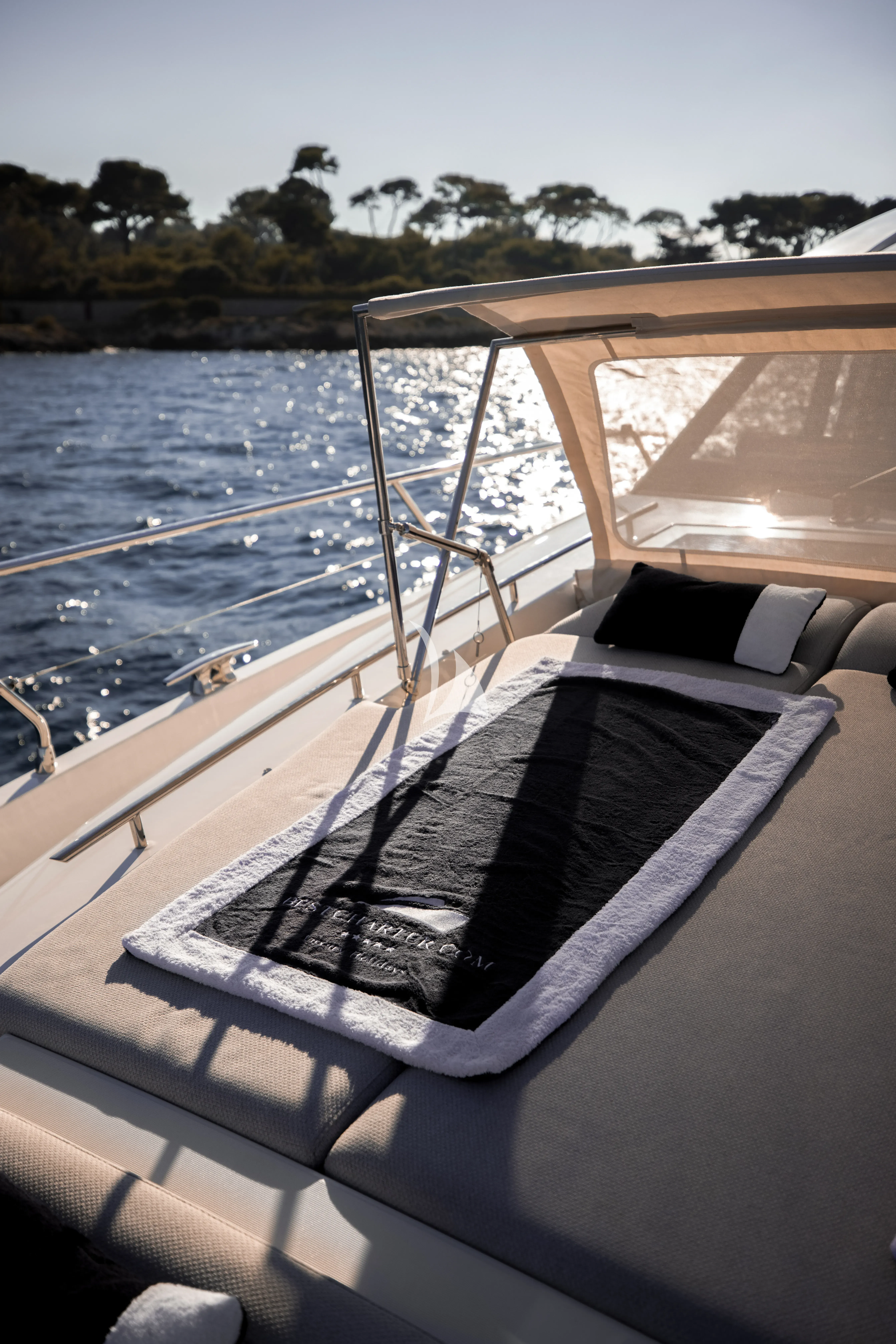 ROMY ONE yacht photo